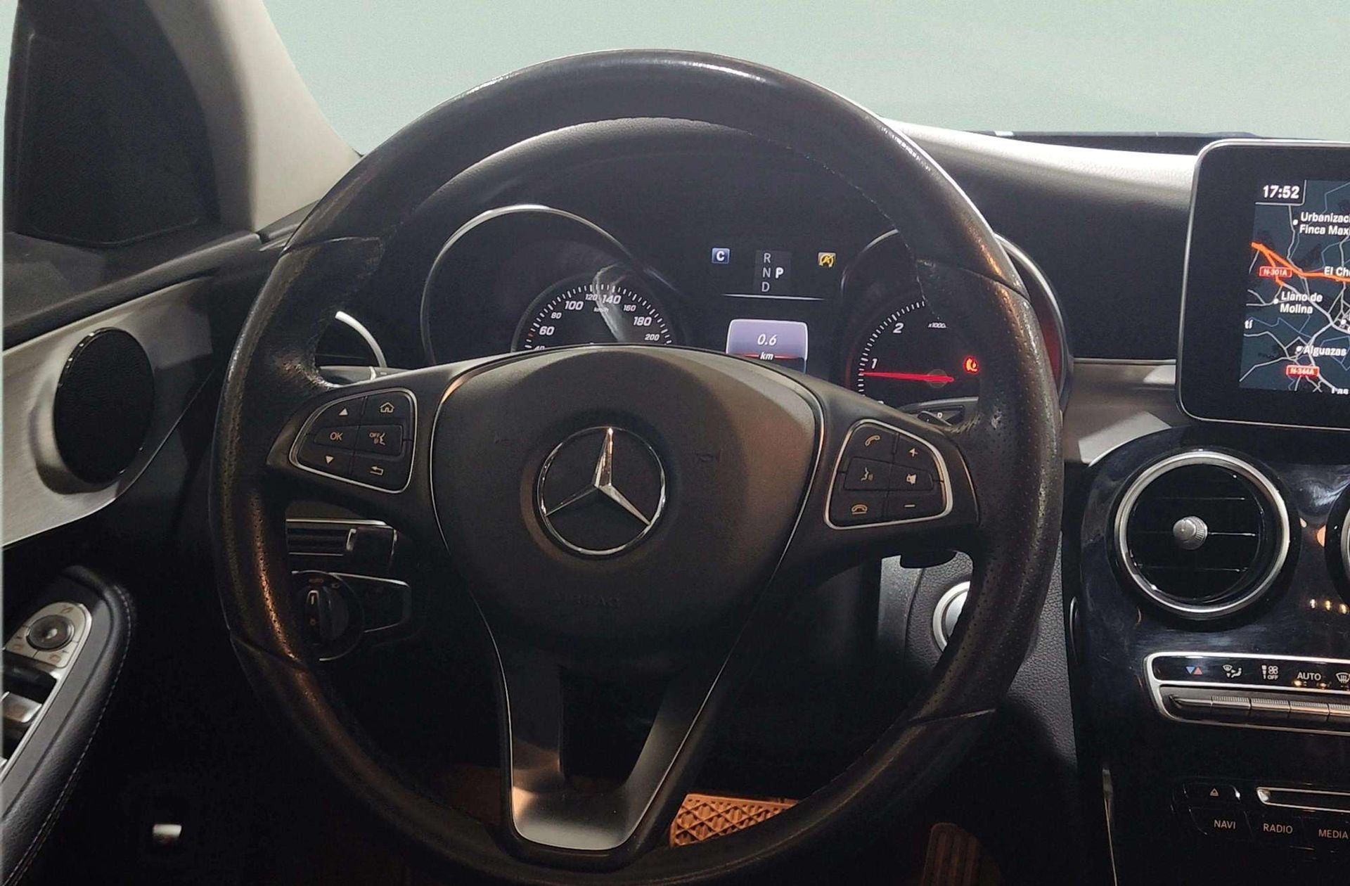 Mercedes-Benz Clase C 220 d Paquete AMG - foto 24