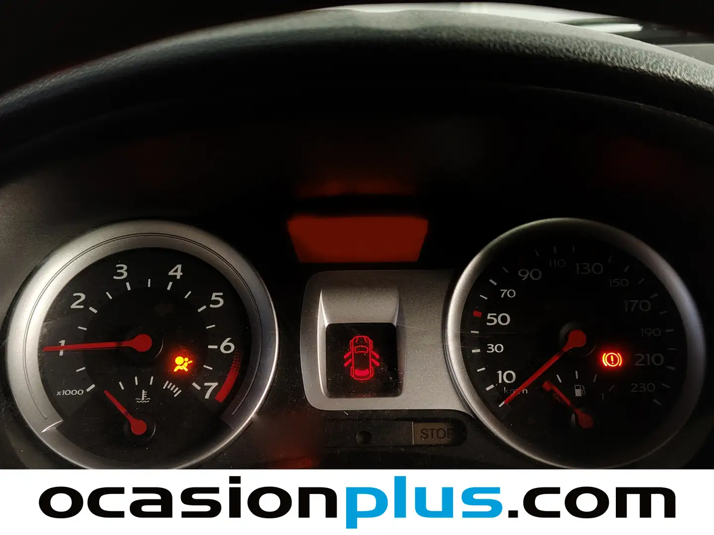 Foto Renault Clio Renault Clio 1.2 16v Pack Authentique (75 CV)