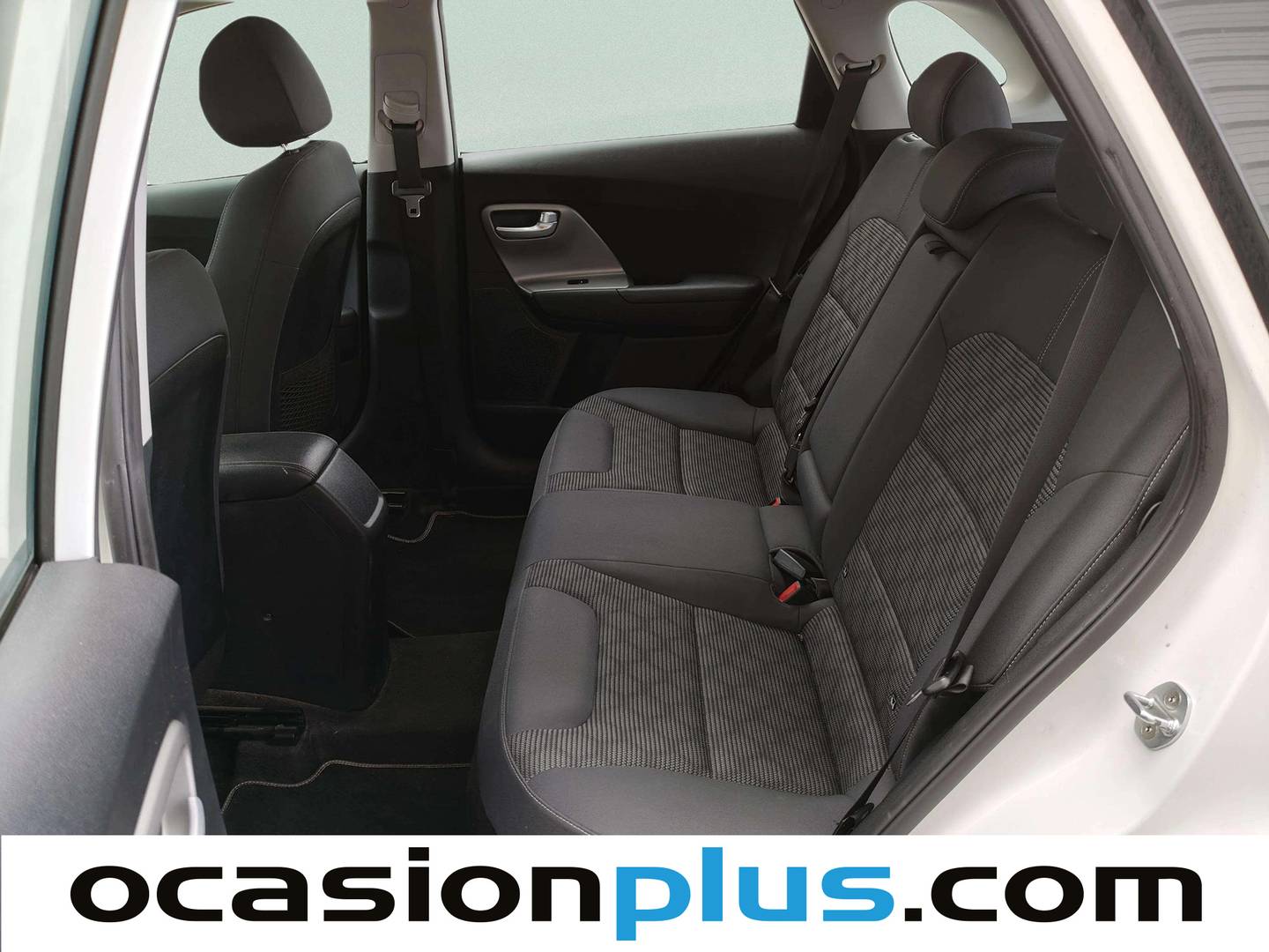 Foto asientos traseros KIA Niro KIA Niro 1.6 GDi HEV Drive (141 CV)