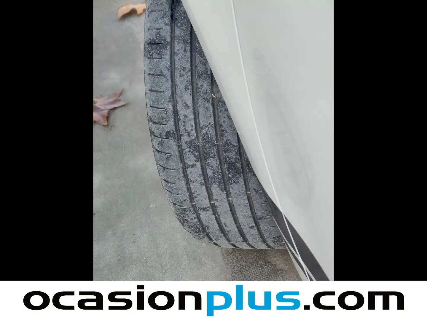 Foto KIA Carens Kia Carens 1.6 GDi UEFA Euro 2016 Eco-Dynamics (135 CV)