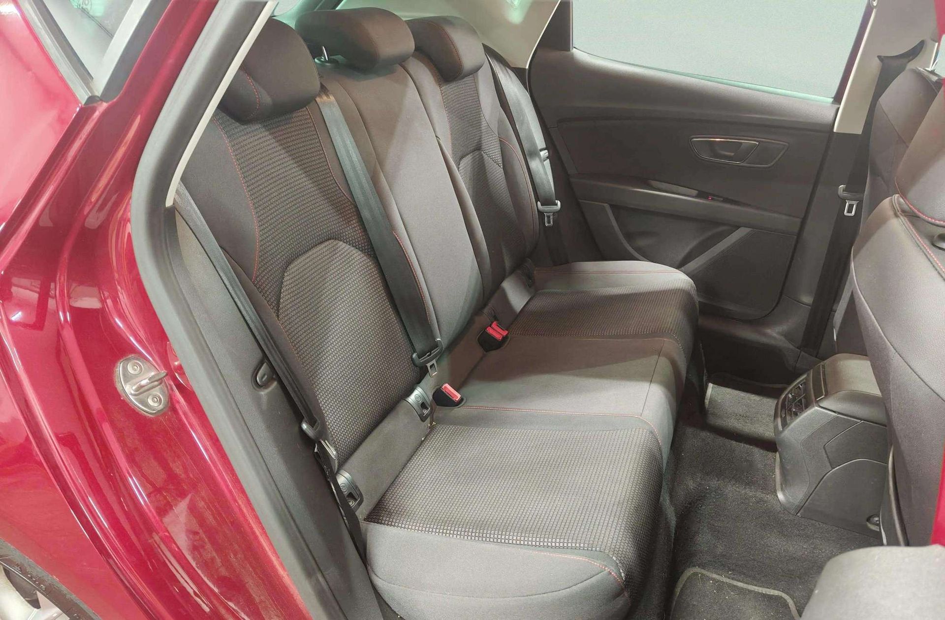 SEAT León 1.5 TSI FR - foto 17