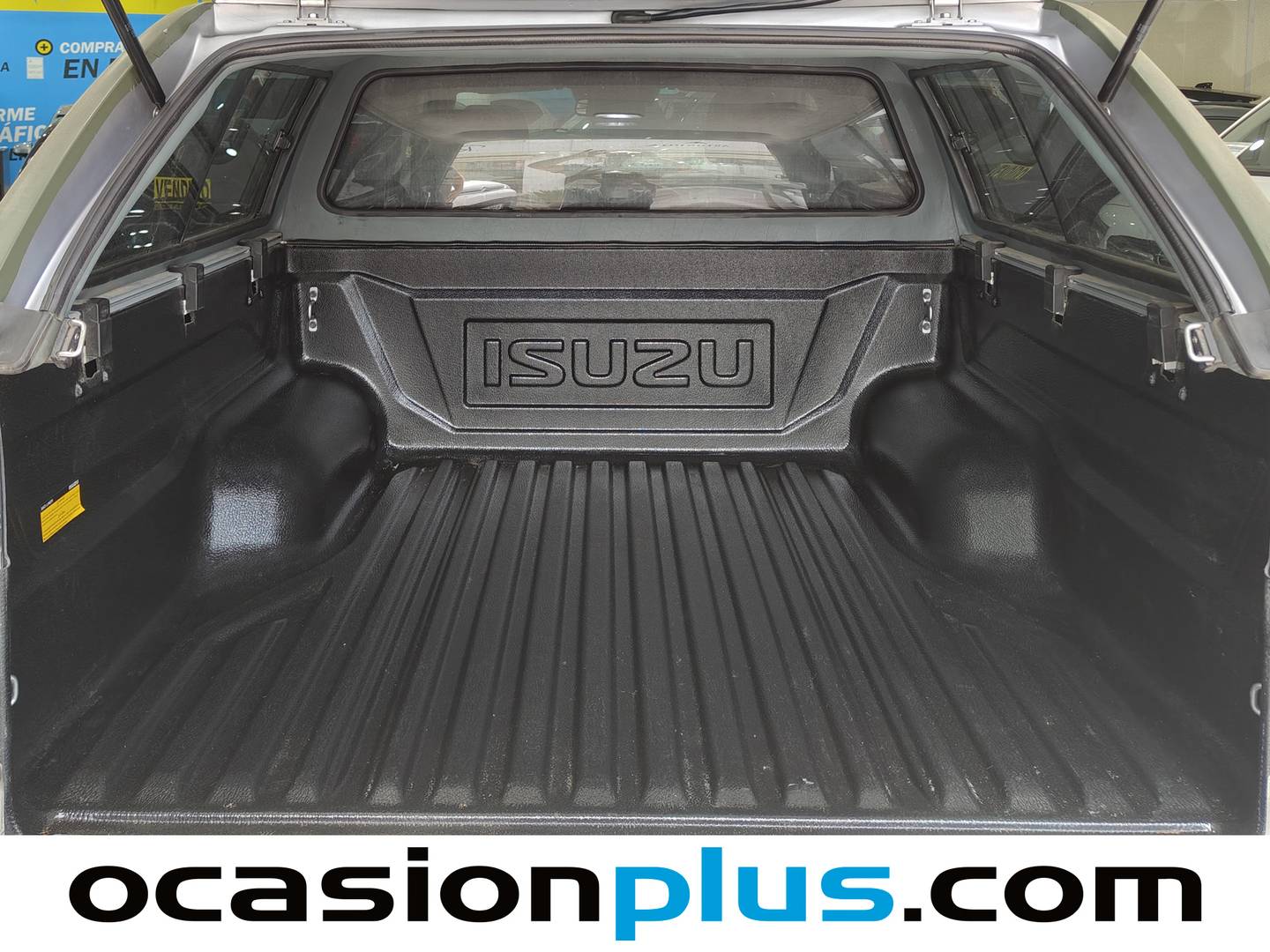 Fotos maletero Isuzu D-Max Isuzu D-Max 1.9 Crew N60 BB 4X4 A/T (163 CV)