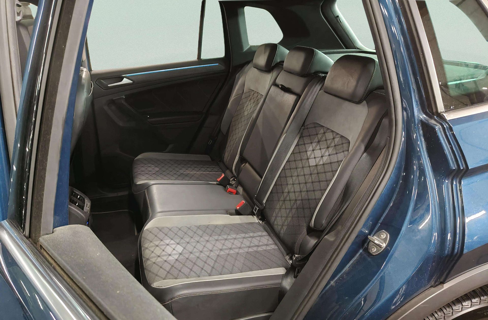 Volkswagen Tiguan R-Line 1.4 TSI eHybrid DSG - foto 14