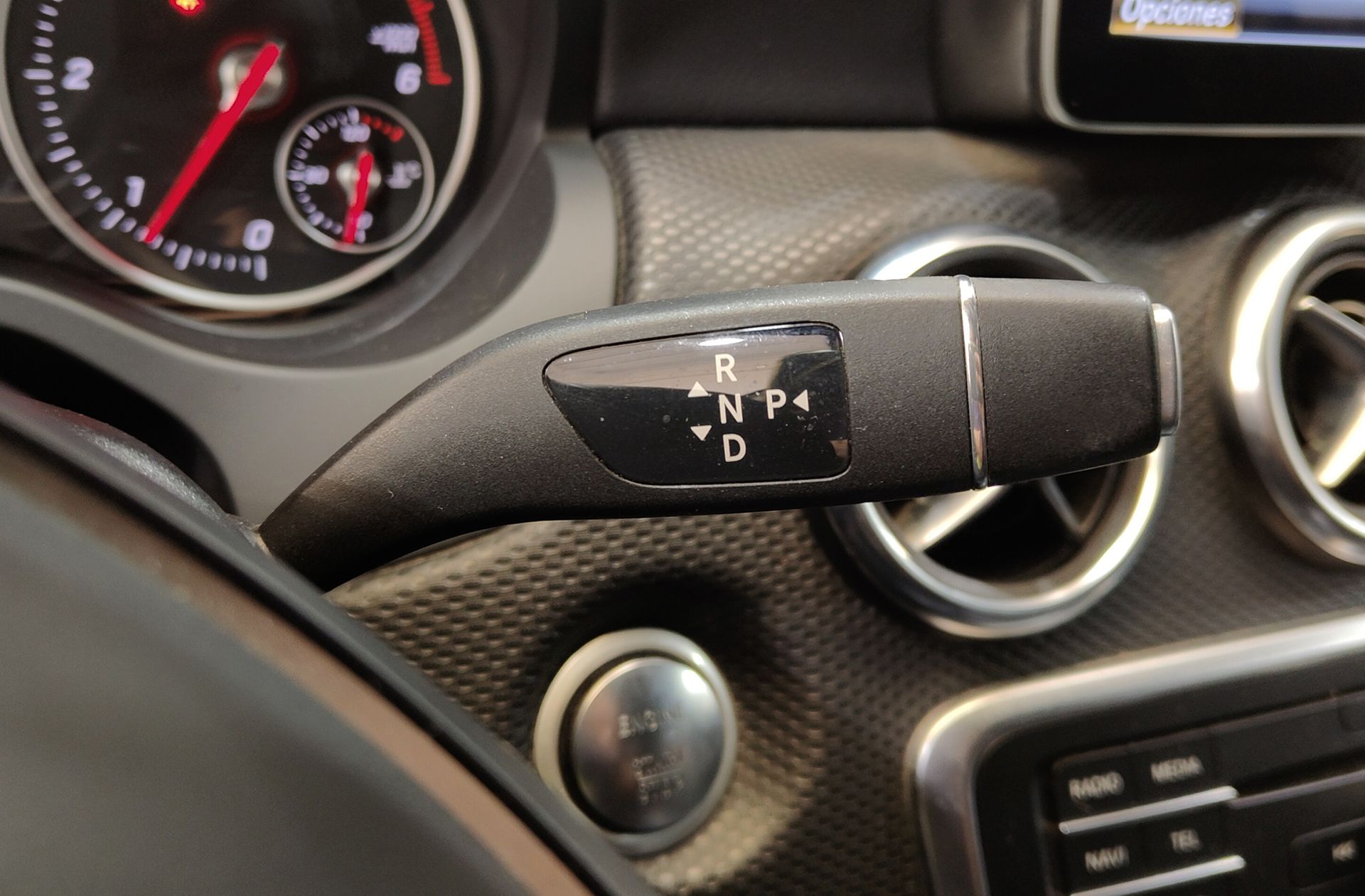 Mercedes-Benz Clase A 200 d Paquete AMG - foto 6