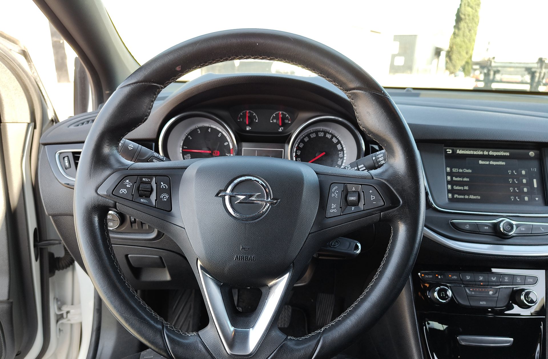 Opel Astra 1.4 Turbo Dynamic - foto 21