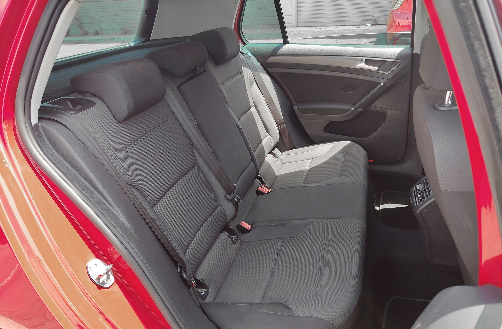 Volkswagen Golf Advance 1.4 TSI - foto 18