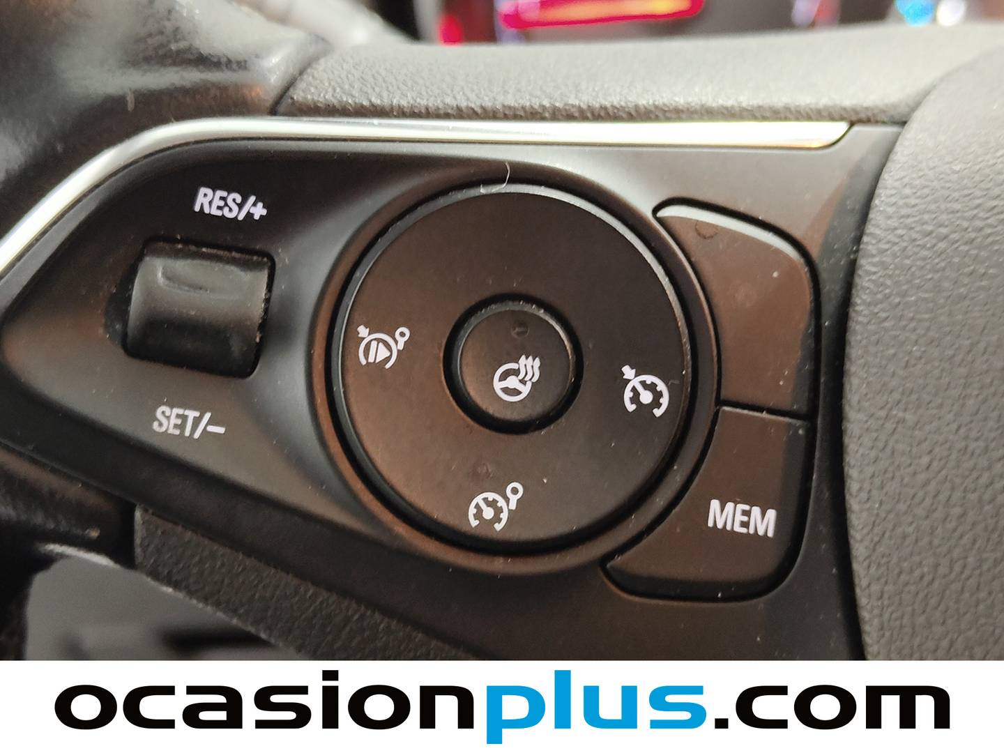Extras y acabados del Opel Grandland X Opel Grandland X 1.6 Turbo Ultimate Auto (181 CV)