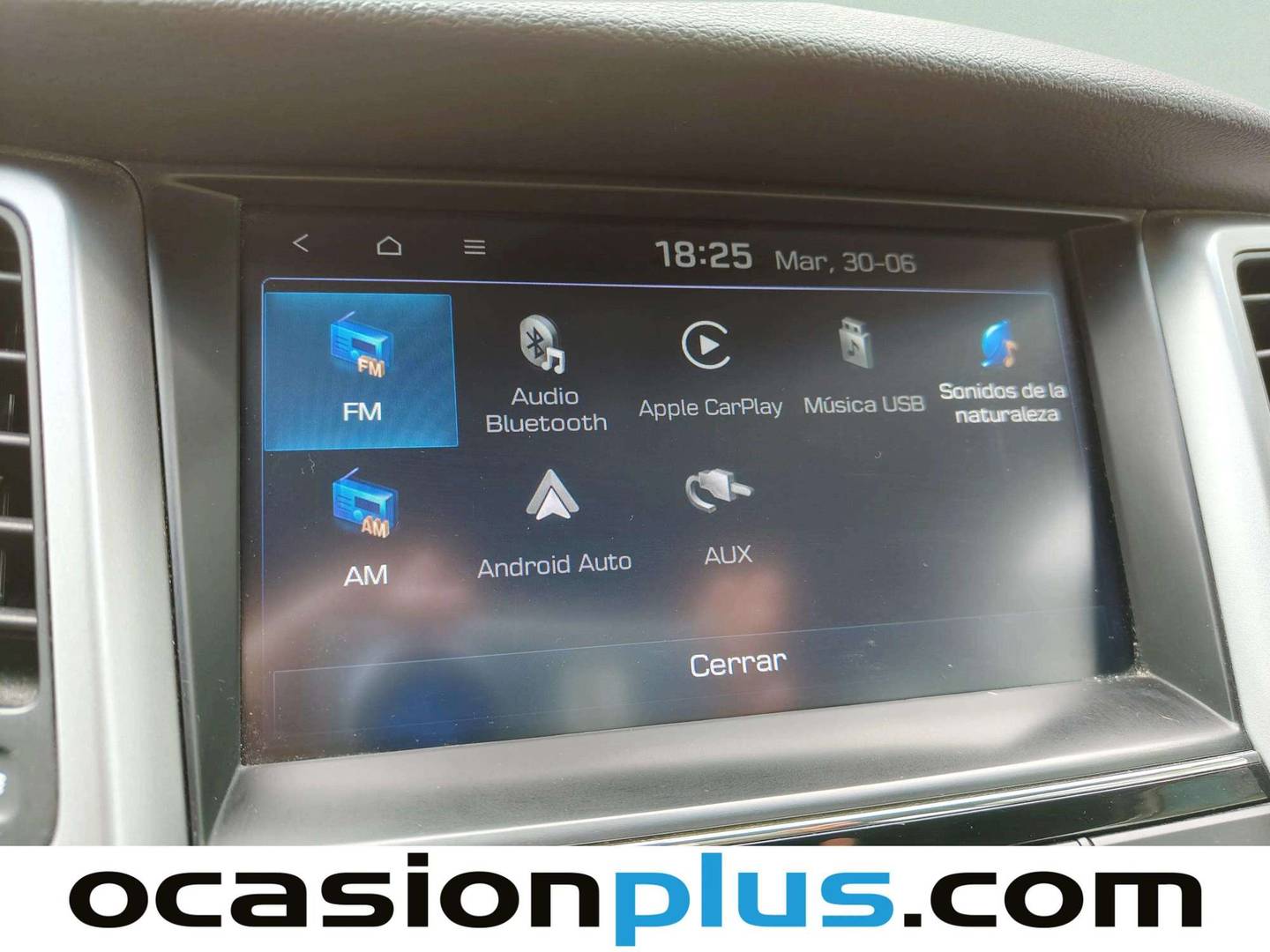 Equipamiento del Hyundai Tucson Hyundai Tucson 1.6 TGDI Link 4x2 (176 CV)