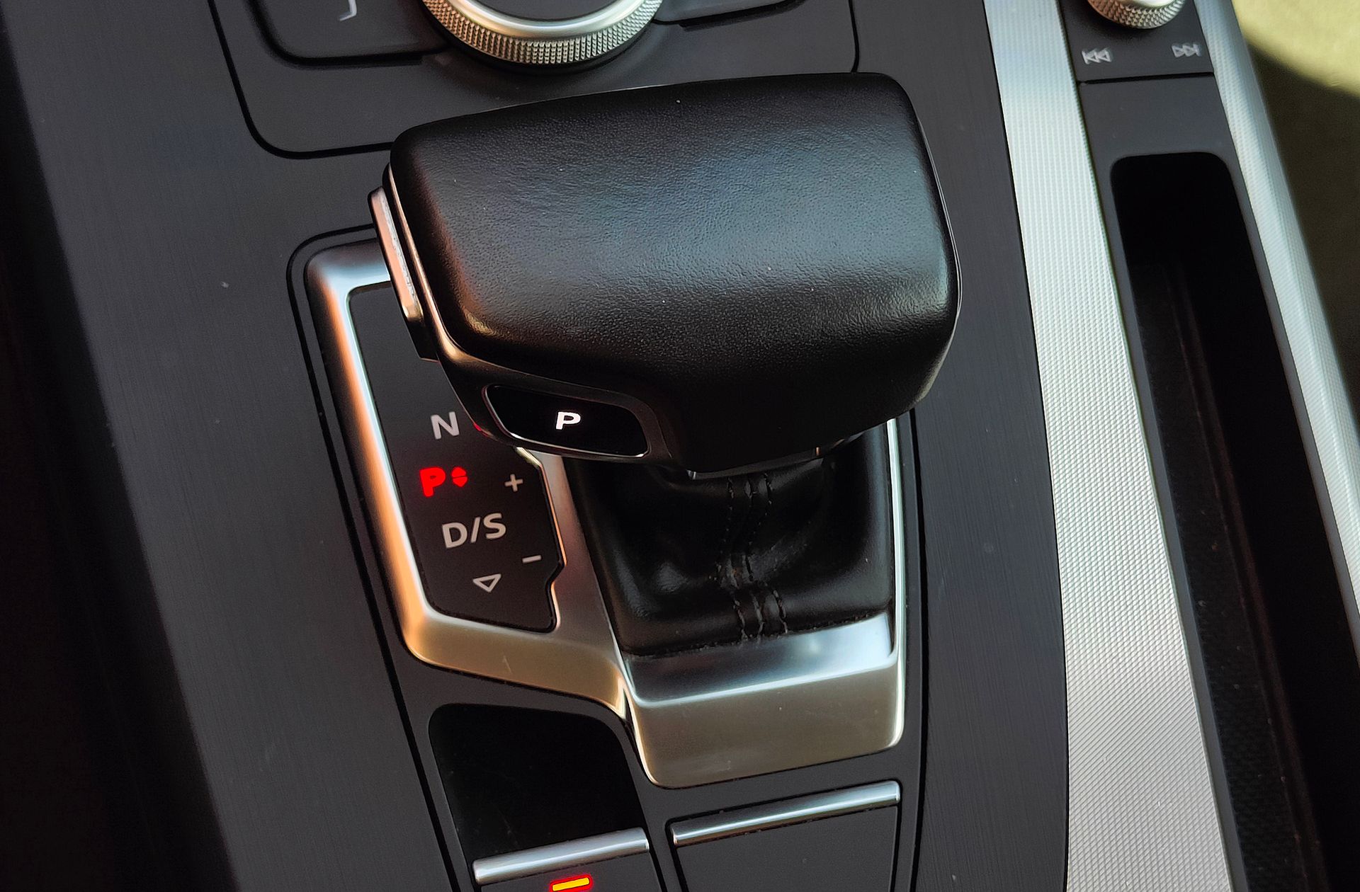 Audi Q5 Design 2.0 TDI quattro S tronic - foto 5