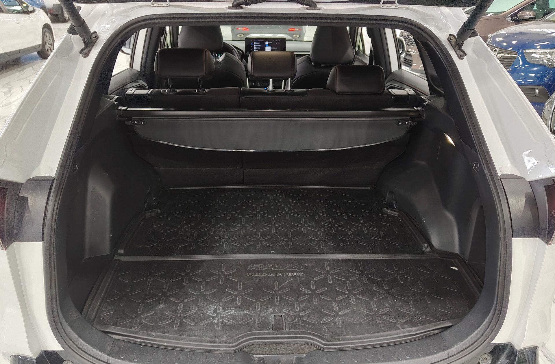 Toyota RAV4 2.5l PLUG-IN 300PH Style Plus e-CVT - foto 21