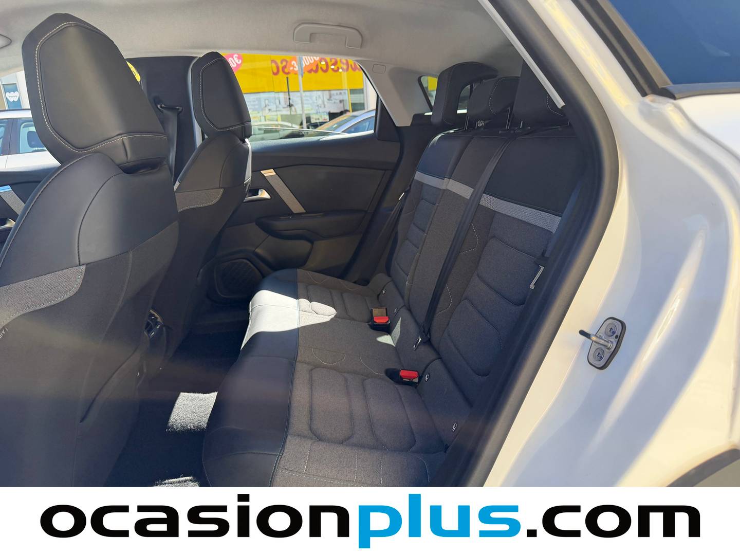 Foto asientos traseros Citroën C4 Citroen C4 BlueHDi 130 S&S Feel Pack EAT8 (130 CV)