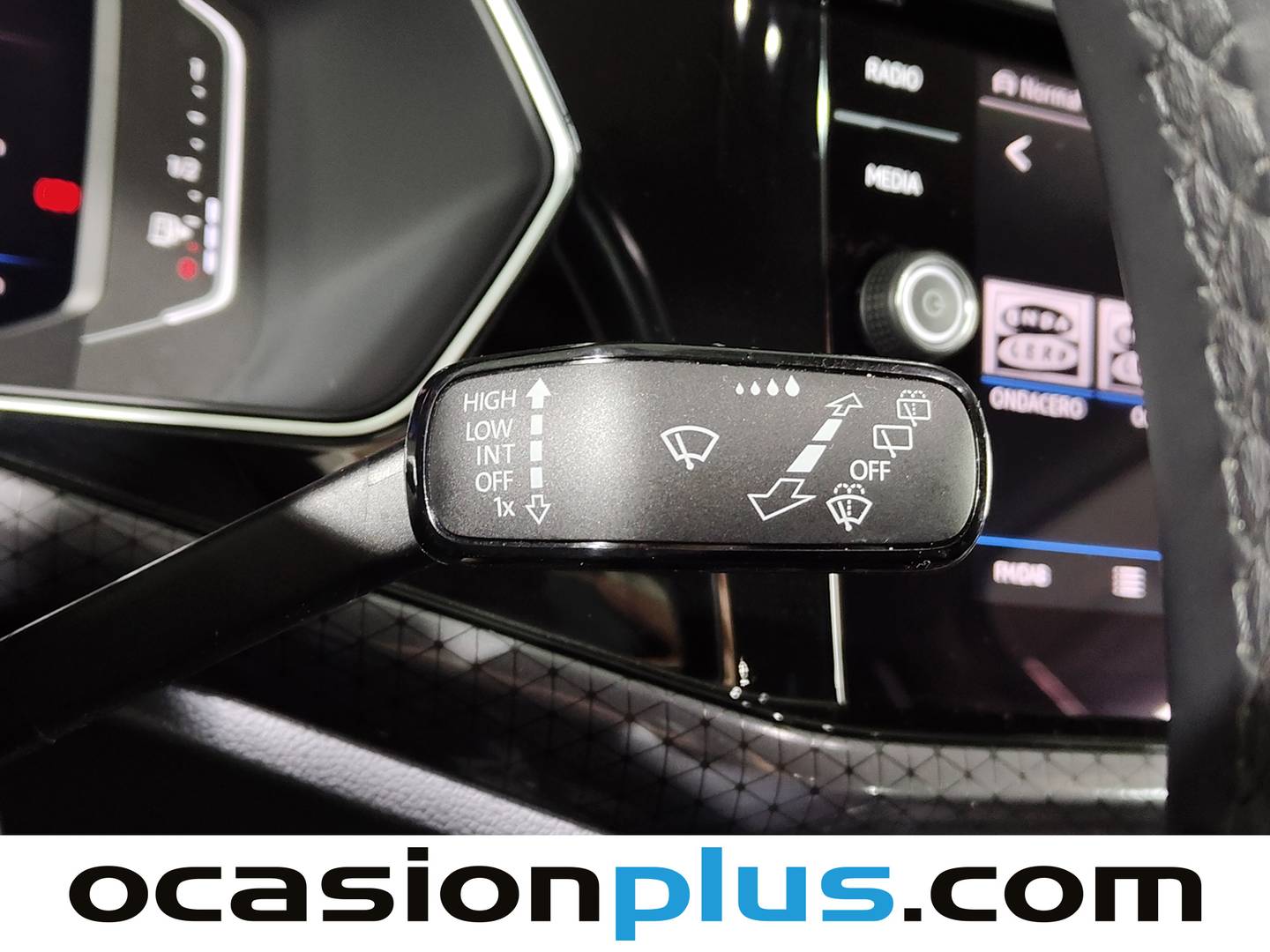 Foto Volkswagen T-Cross Volkswagen T-Cross Sport 1.0 TSI (110 CV) DSG