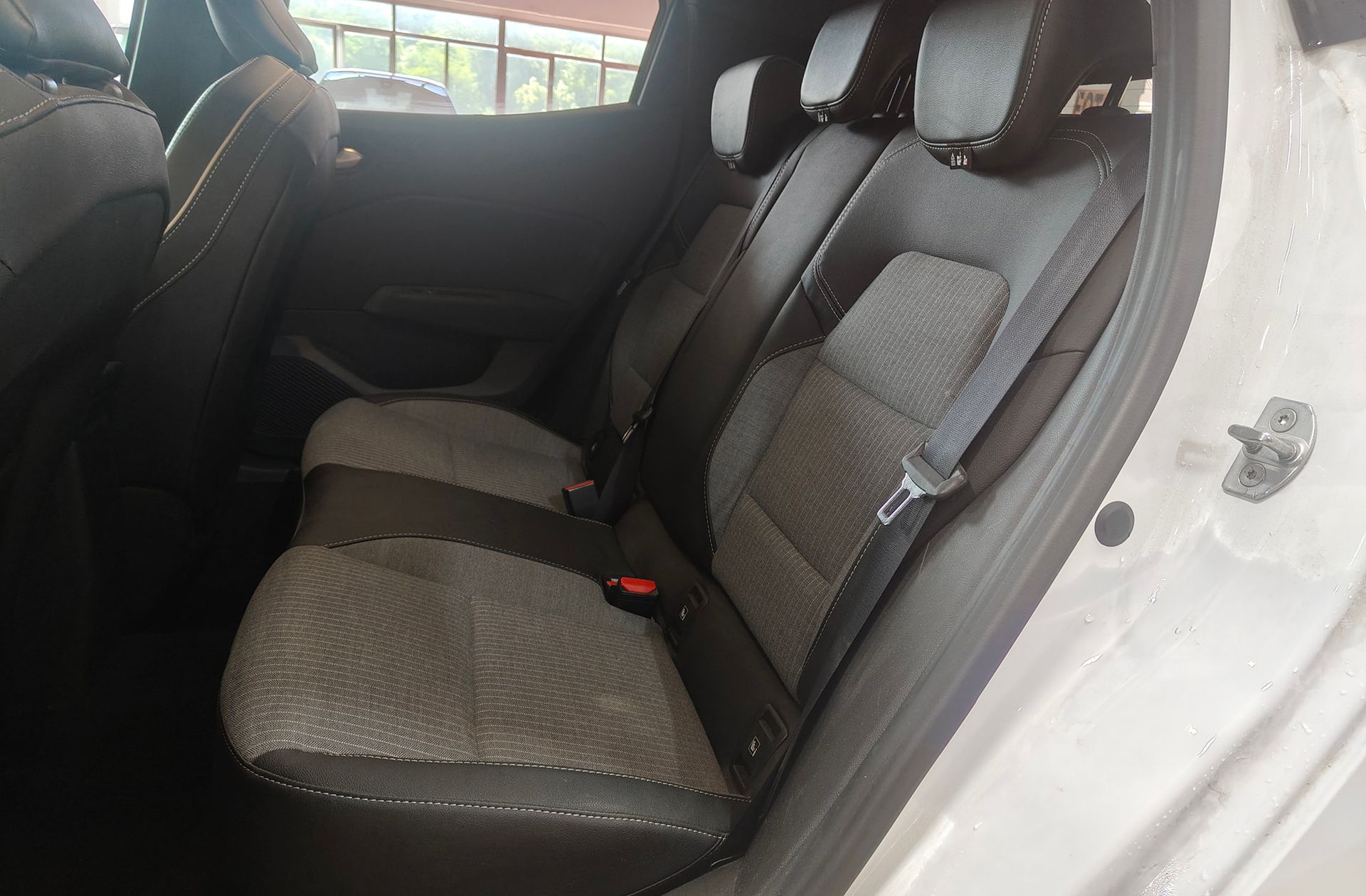 Renault Clio Techno TCe - foto 9