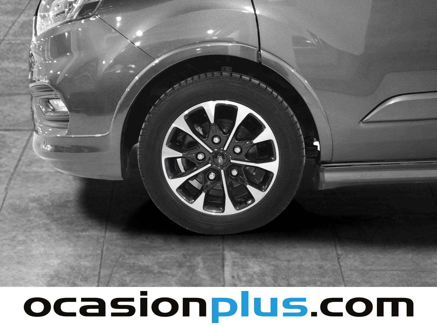 Foto Ford Transit Custom Ford Transit Custom Kombi 2.0 TDCI L1 320 Sport Auto (185 CV) 8 Plazas