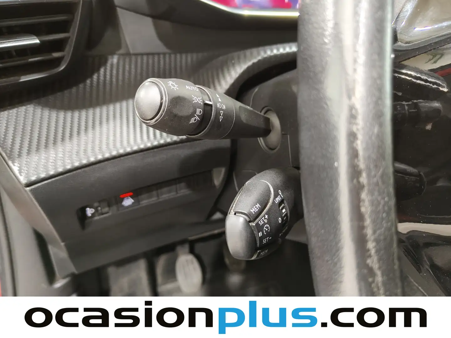 Foto Peugeot 2008 Peugeot 2008 PureTech 130 S&S Allure Pack (130 CV)