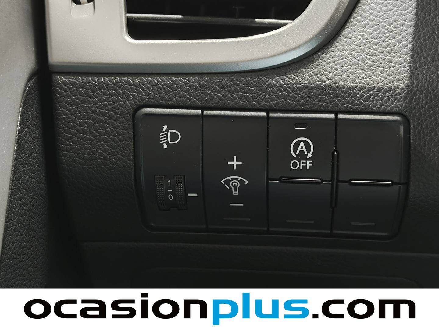 Foto Hyundai i30 Hyundai i30 1.4 MPI BlueDrive 25 Aniversario (100 CV)