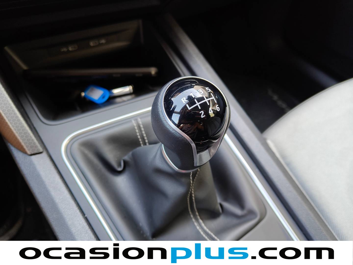 Seat León Seat León 1.0 TSI S&S Style 25 Aniversario (110 CV) de segunda mano
