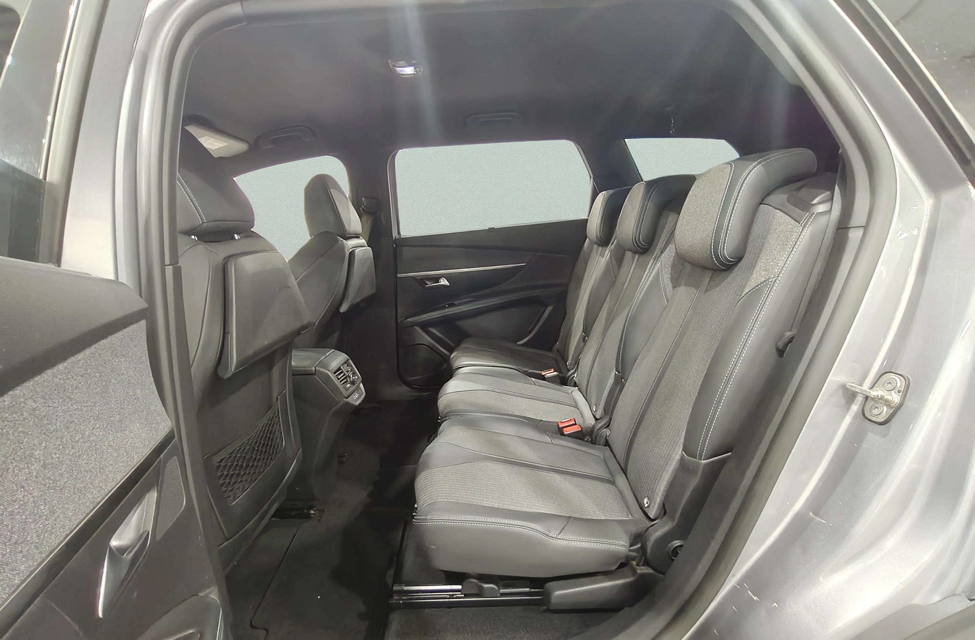 Peugeot 5008 PureTech 130 Allure Pack EAT8 7 plazas - foto 13