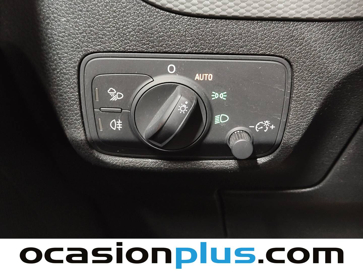 Equipamiento del Audi Q2 Audi Q2 Advanced 30 TDI (116 CV)
