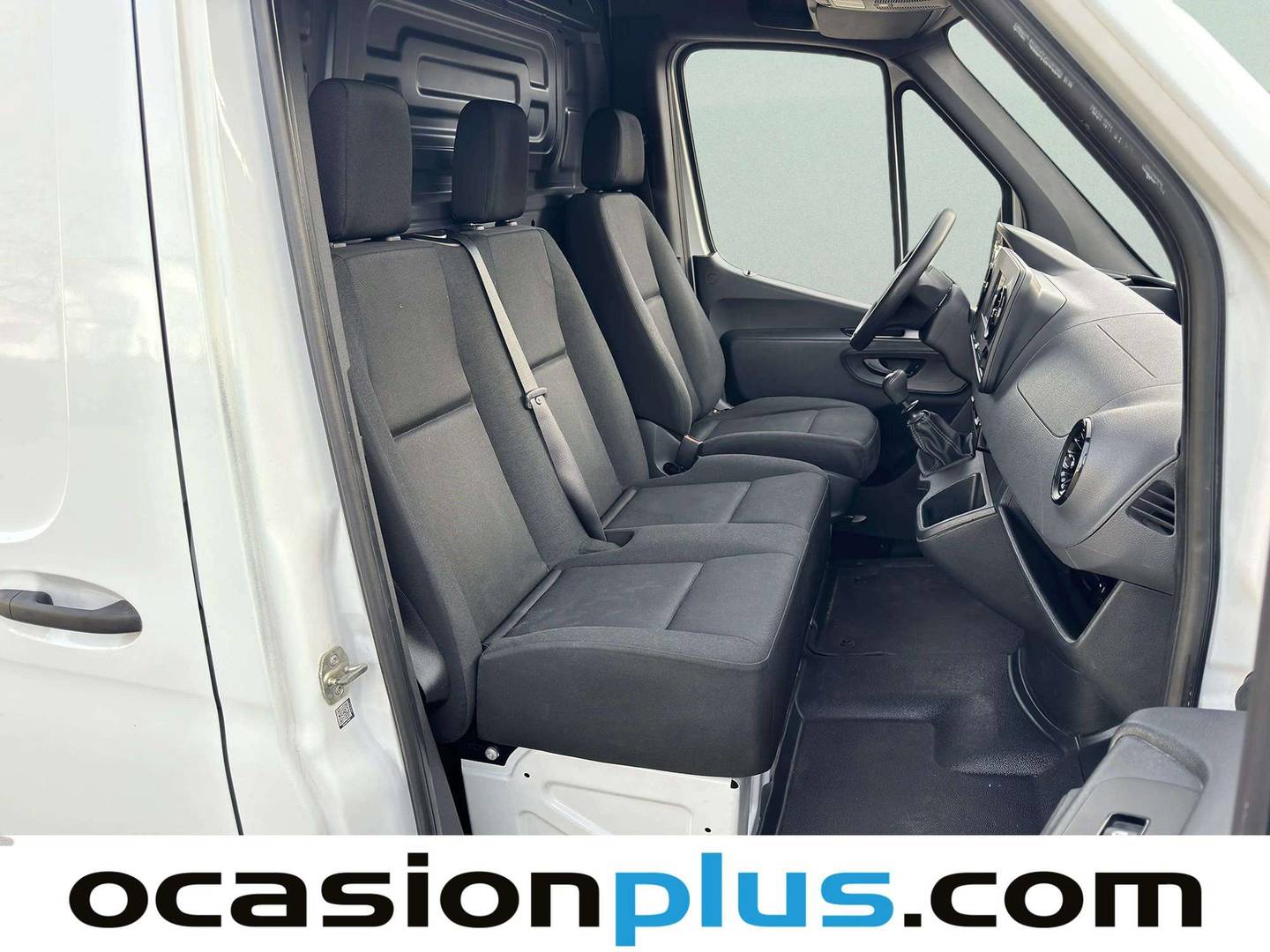 Foto Mercedes Sprinter Mercedes-Benz Sprinter Furgón 315 CDI MEDIO 3.5T T. ALTO (150 CV)