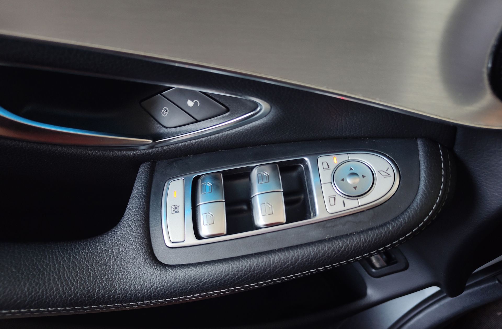 Mercedes-Benz GLC Mercedes GLC 220 d Exclusive 4Matic - foto 27