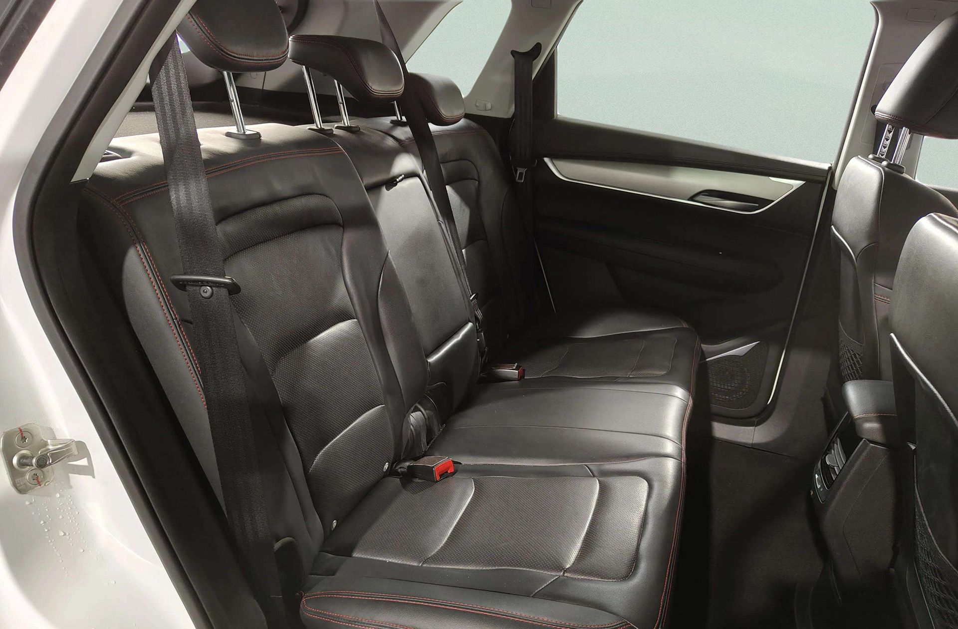 SWM G01 1.5T Luxury - foto 15