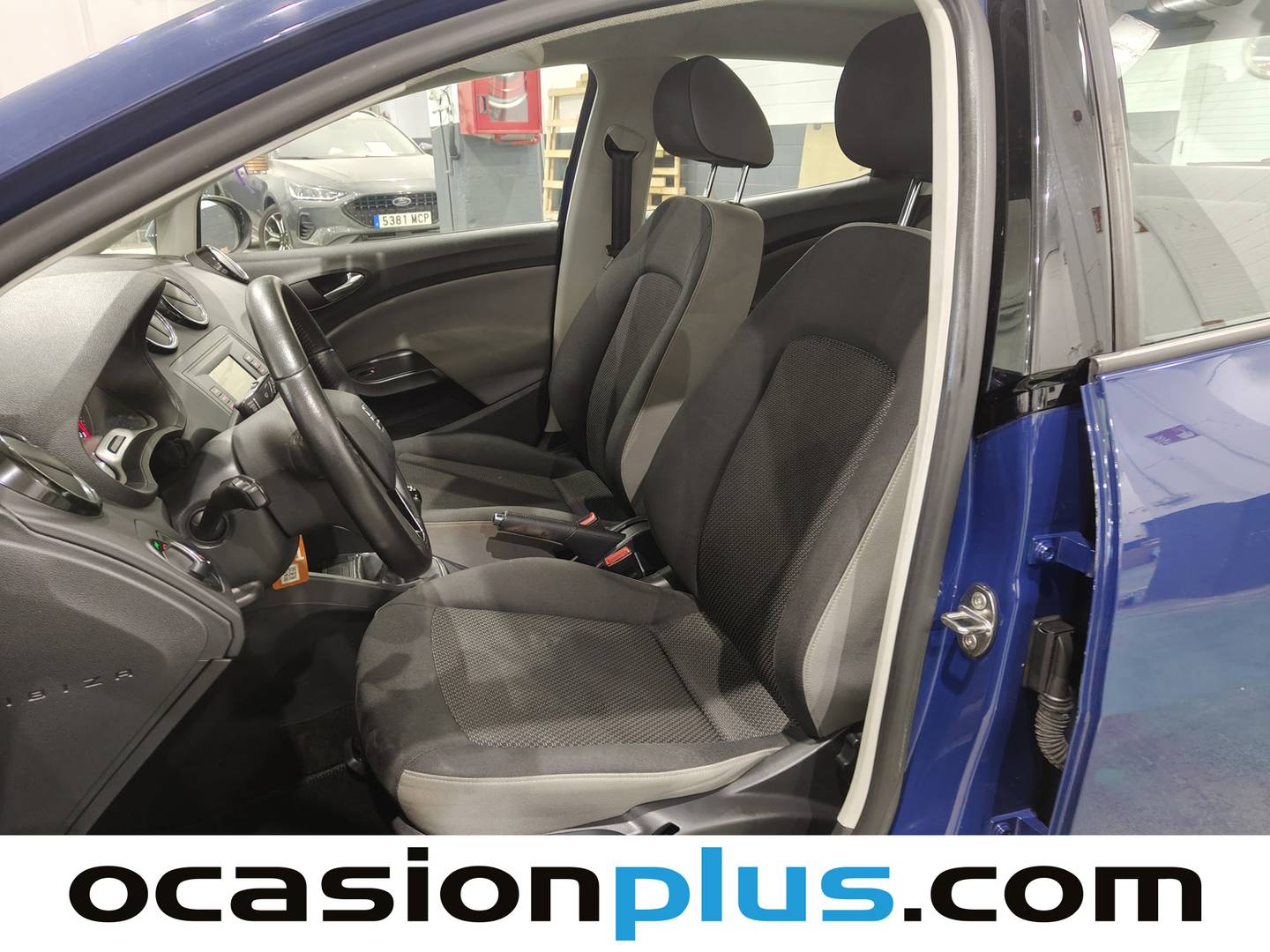 Foto asientos delanteros Seat Ibiza SEAT Ibiza 1.2 TSI Style  (90 CV)