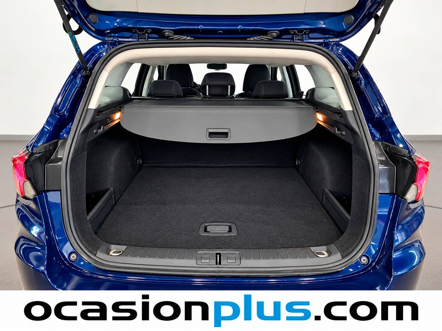 Fotos maletero Fiat Tipo Fiat Tipo SW 1.6 Multijet Lounge II (120 CV)