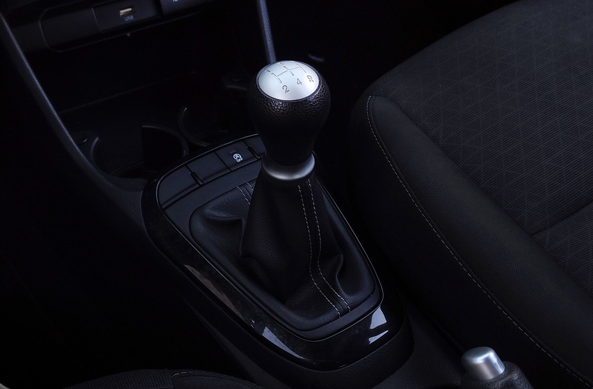 Kia Picanto 1.0 DPi Concept Pack Comfort - foto 5