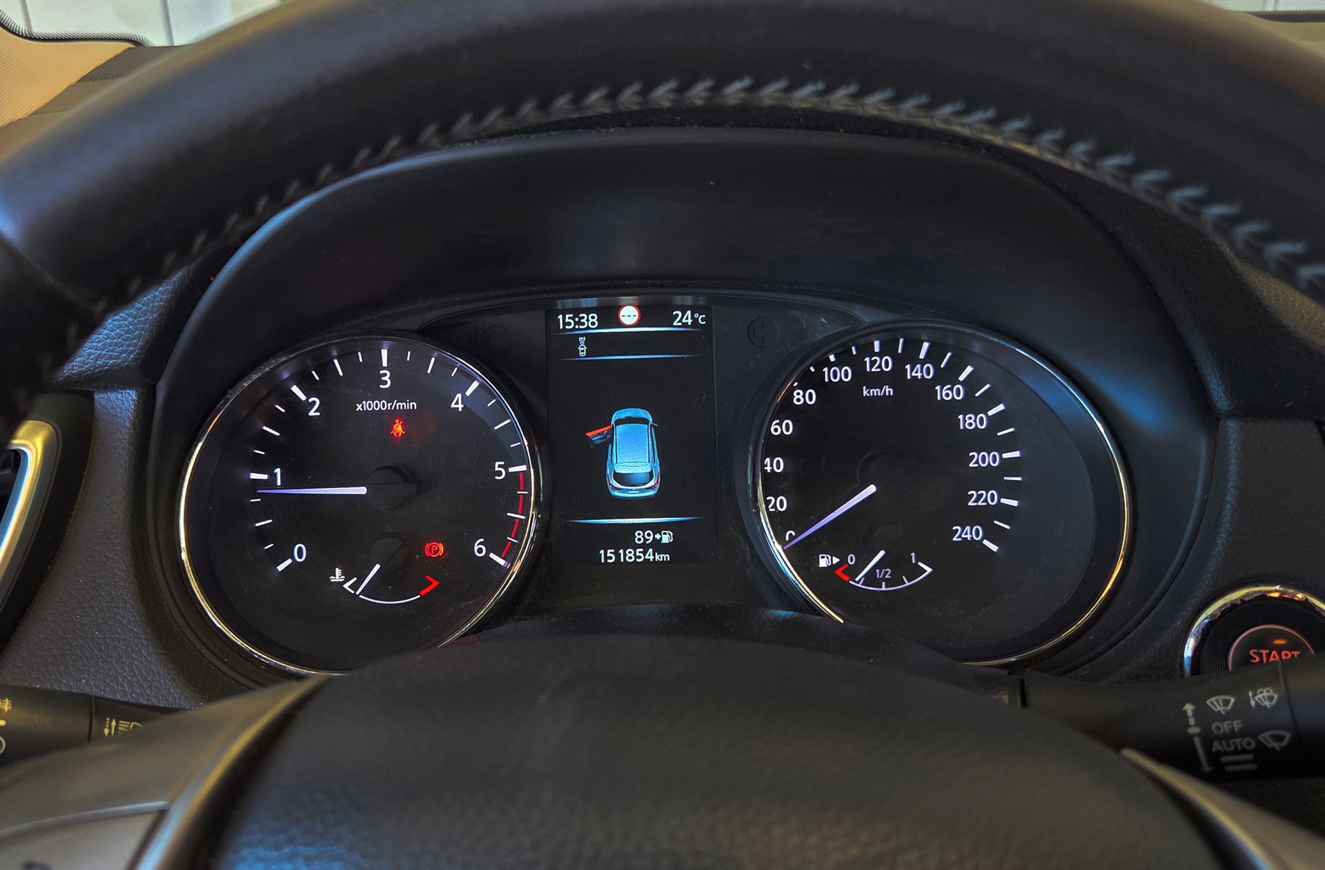 Nissan Qashqai 1.5 dCi N-Connecta 4x2 - foto 21