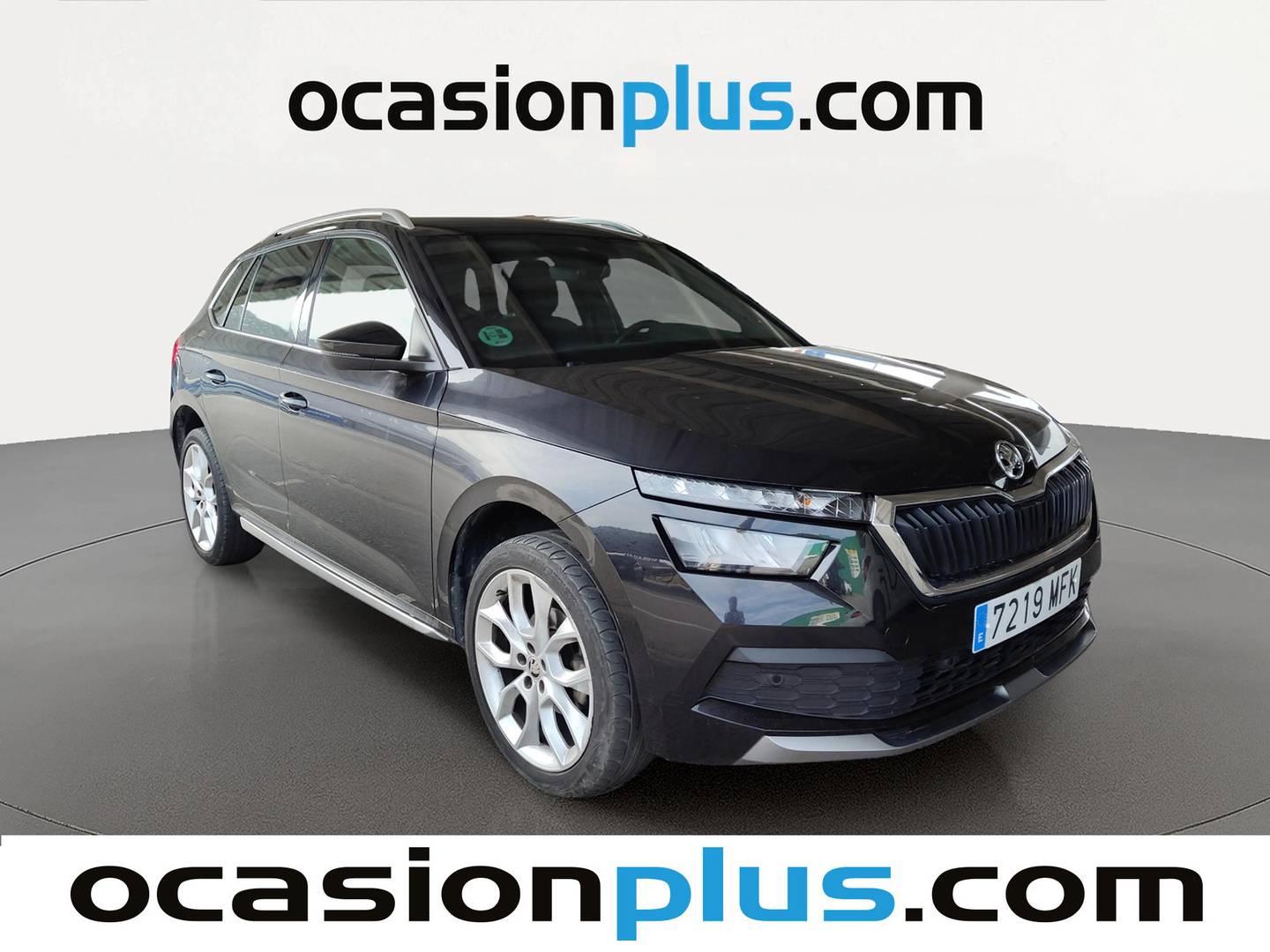Foto delantera Skoda Kamiq Skoda Kamiq 1.0 TSI Style DSG (110 CV) derecha