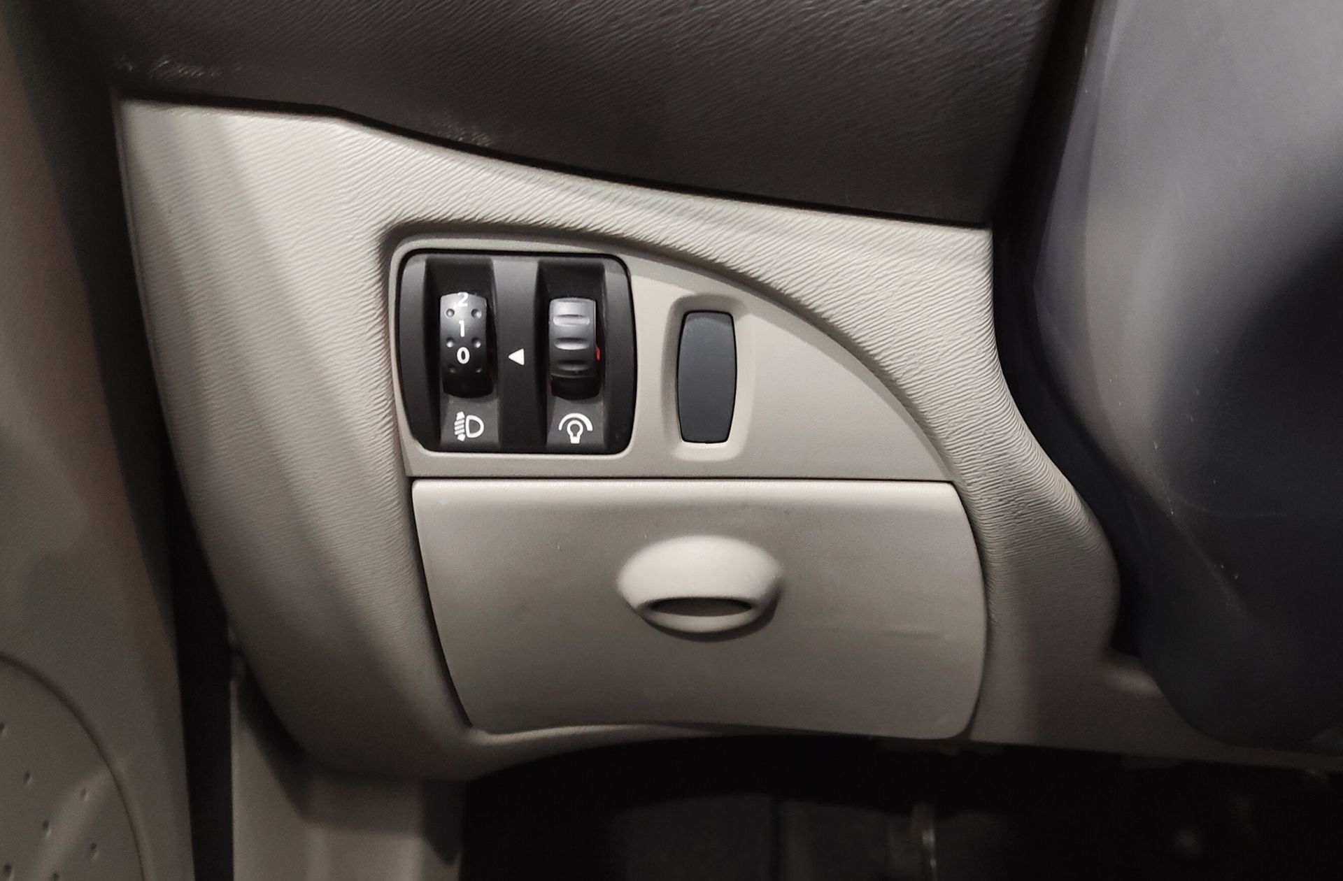 Renault Twingo Acces 1.2 eco2 - foto 21
