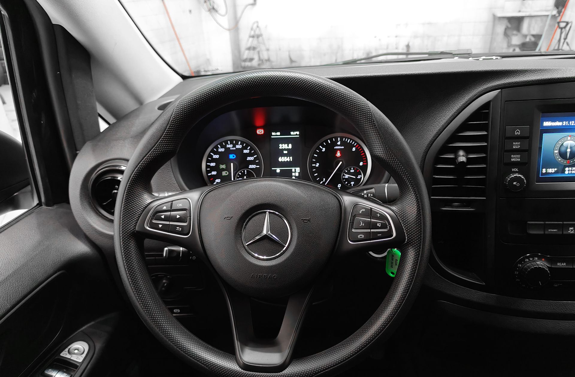 Mercedes-Benz Vito 116 CDI Tourer Pro Larga 9 plazas - foto 21