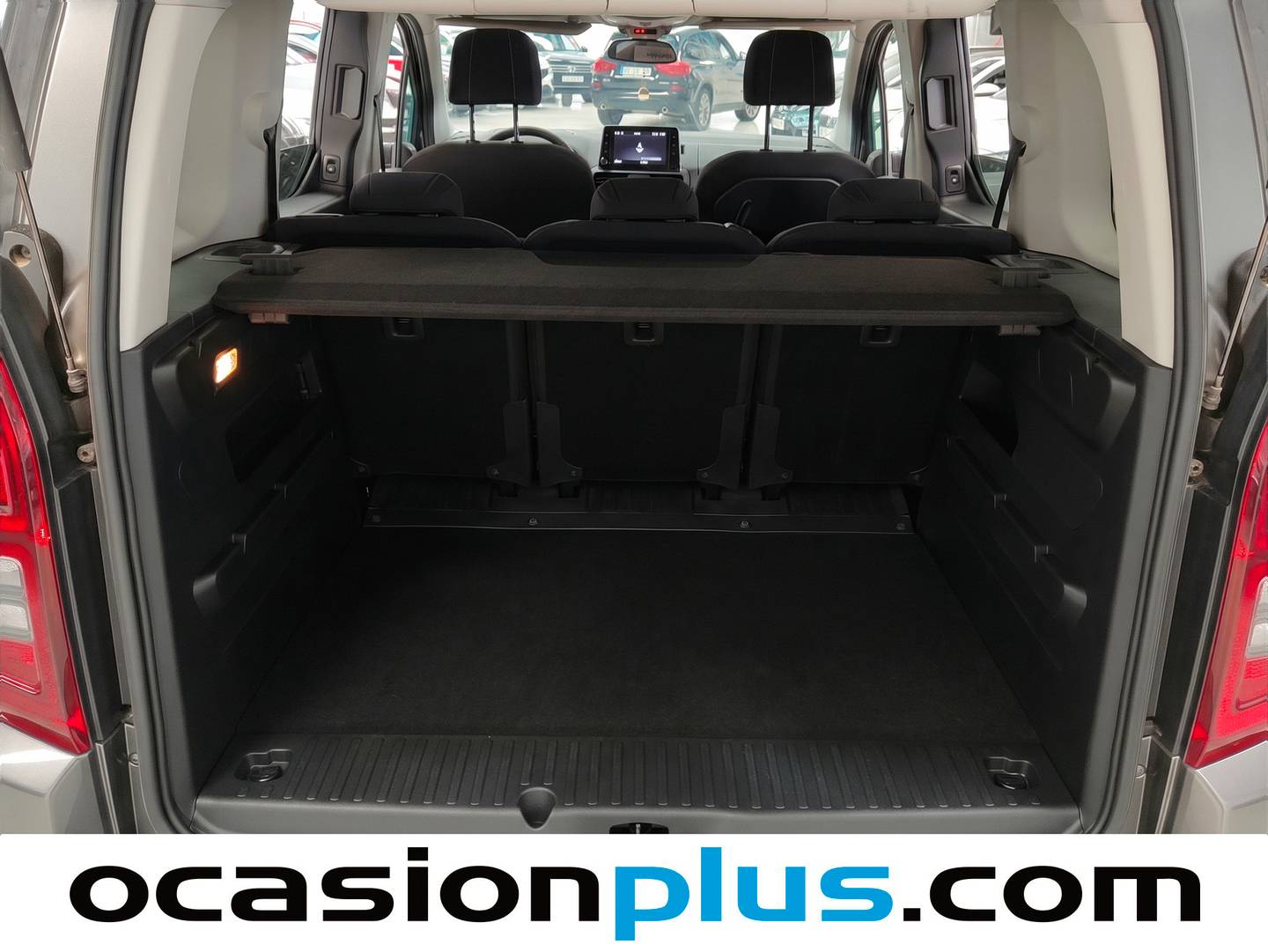 Fotos maletero Opel Combo Life Opel Combo Life 1.2 Turbo S&S Innovation L (110 CV)