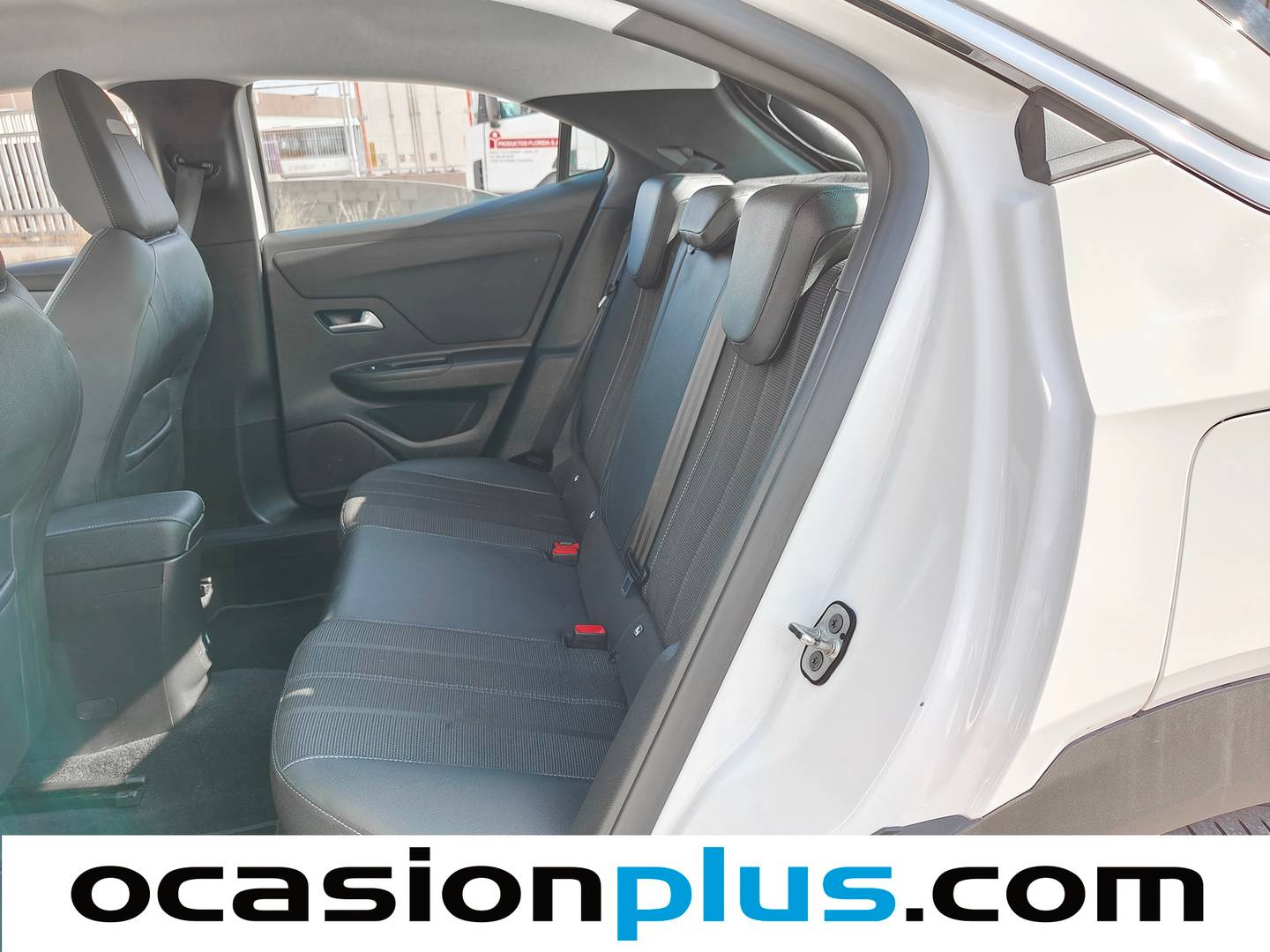Foto asientos traseros Opel Mokka Opel Mokka 1.5 D Business Elegance (110 CV)