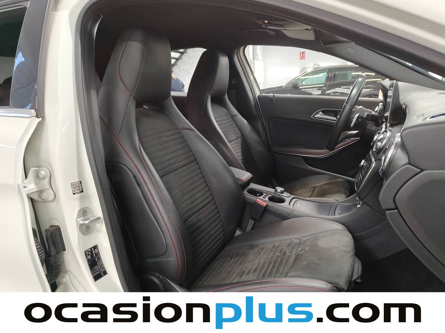 Foto Mercedes GLA Mercedes GLA GLA 200 d AMG Line 100 kW (136 CV)