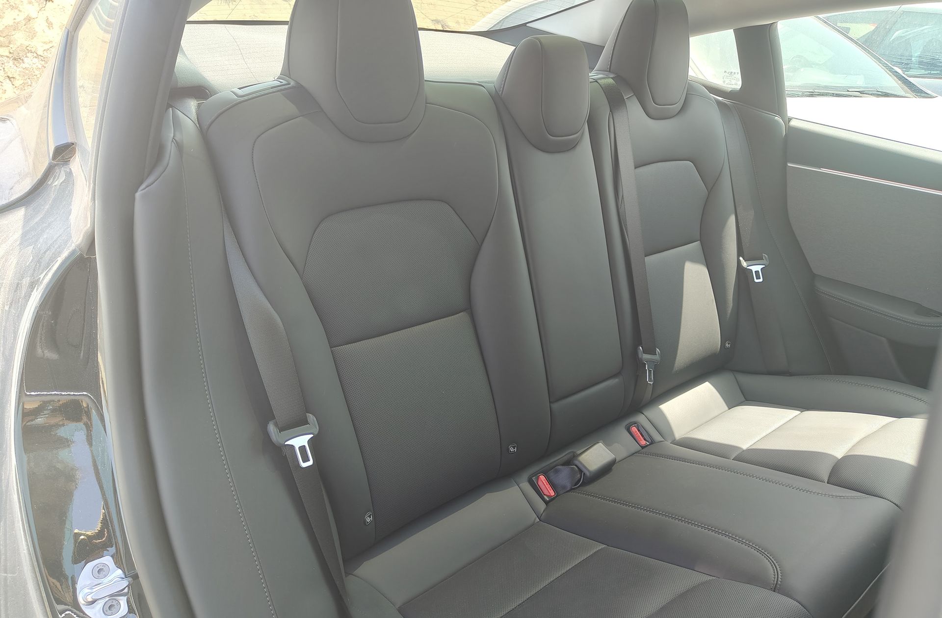 Tesla Model 3 RWD - foto 18