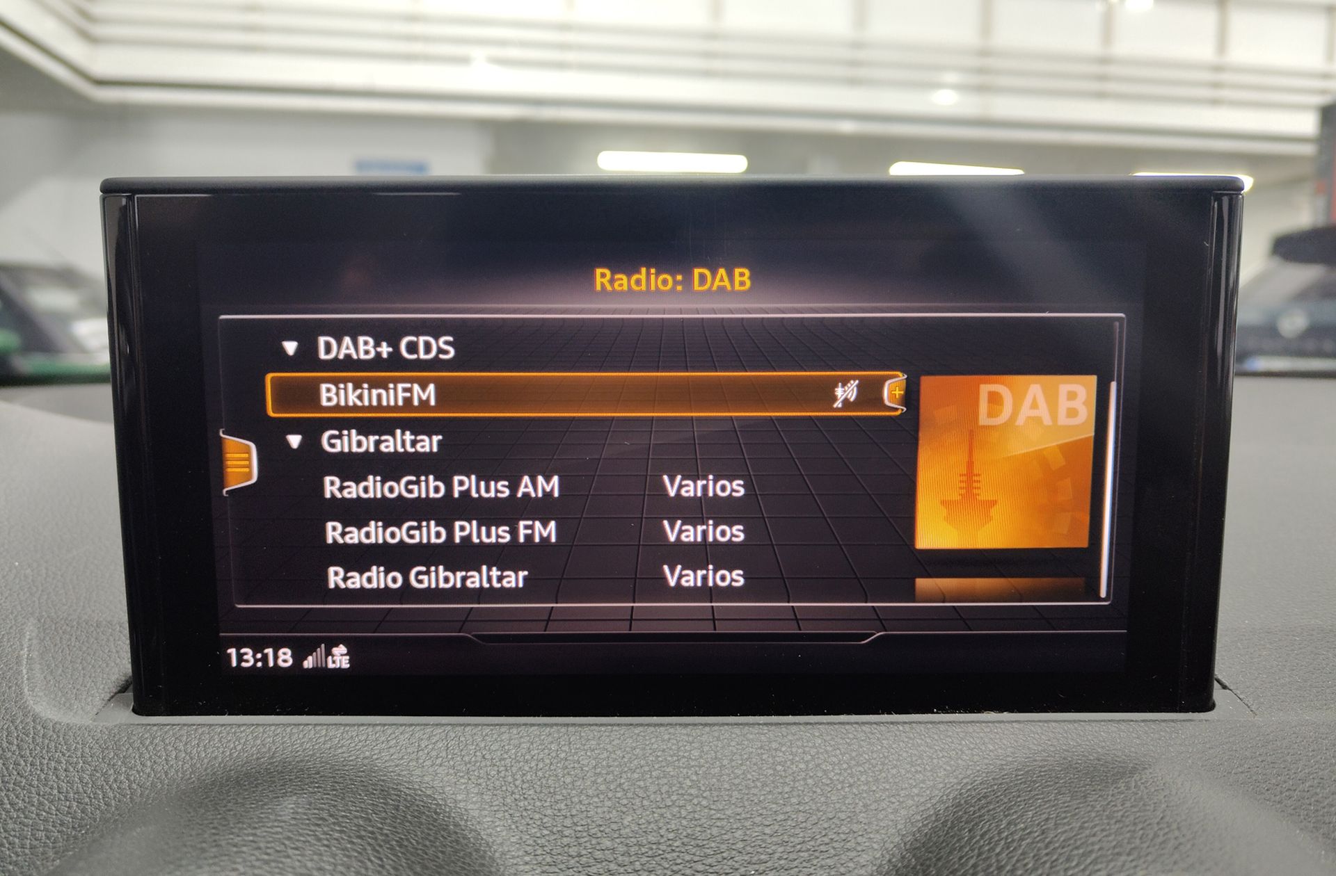 Audi Q2 Advanced 35 TFSI S tronic - foto 30