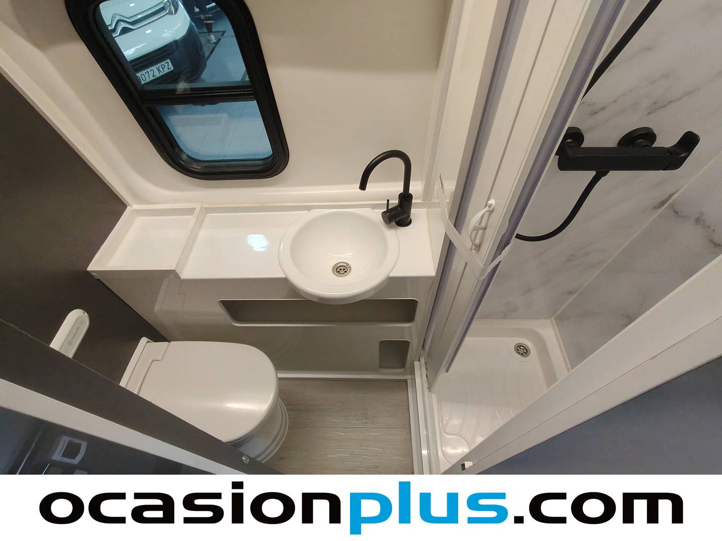 Foto Fiat Ducato Fiat Ducato Furgon Maxi 2.2 Multijet 35 L4H2 (180 CV) Camperizada 4 Plazas