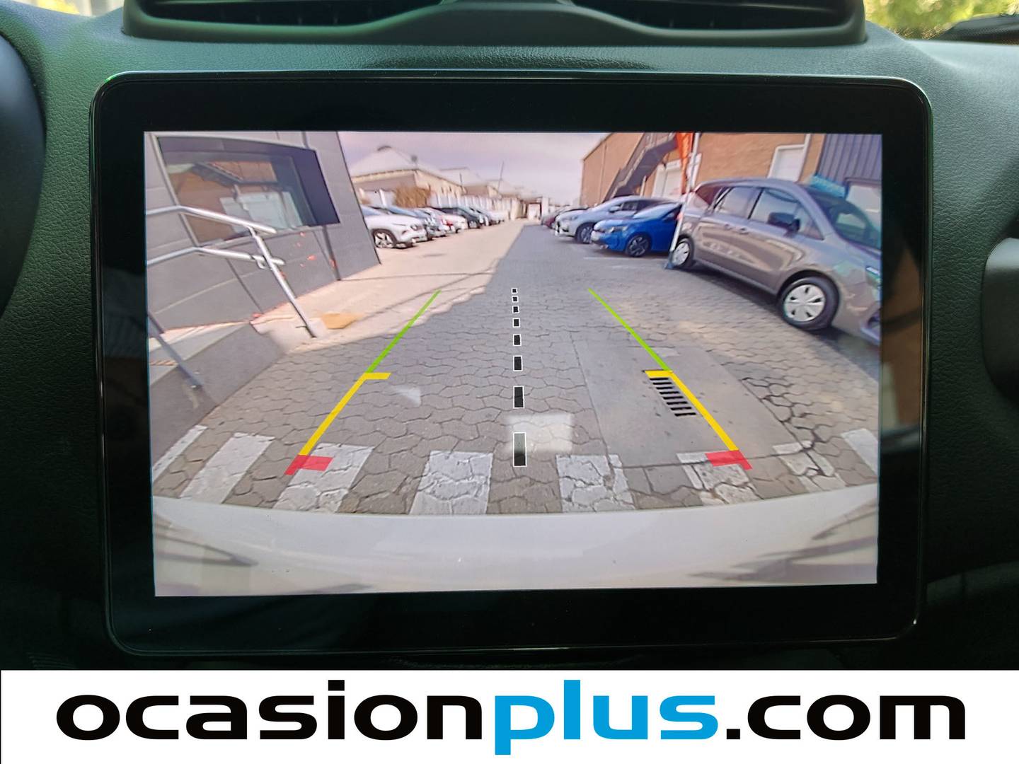 Equipamiento del Jeep Renegade Jeep Renegade eHybrid 1.5 Altitude DCT (130 CV)