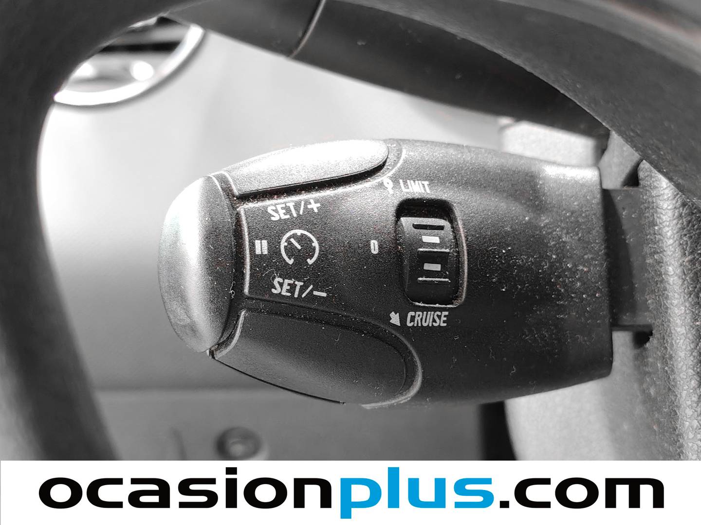 Extras y acabados del Peugeot 308 Peugeot 308 1.6 HDI FAP Access (92 CV)