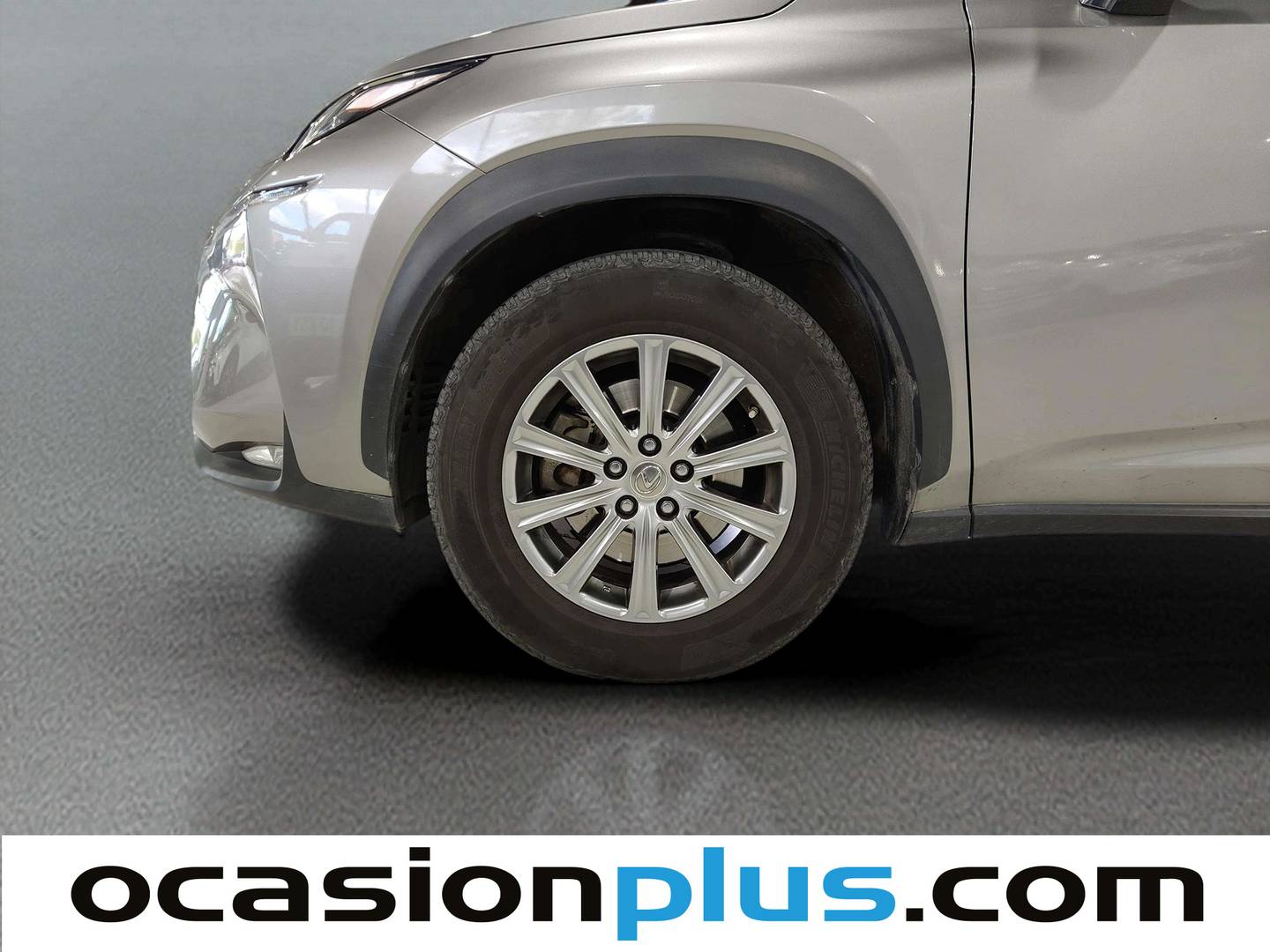 Lexus NX Lexus NX 300h Corporate 2WD + Navibox (197 CV) al mejor precio