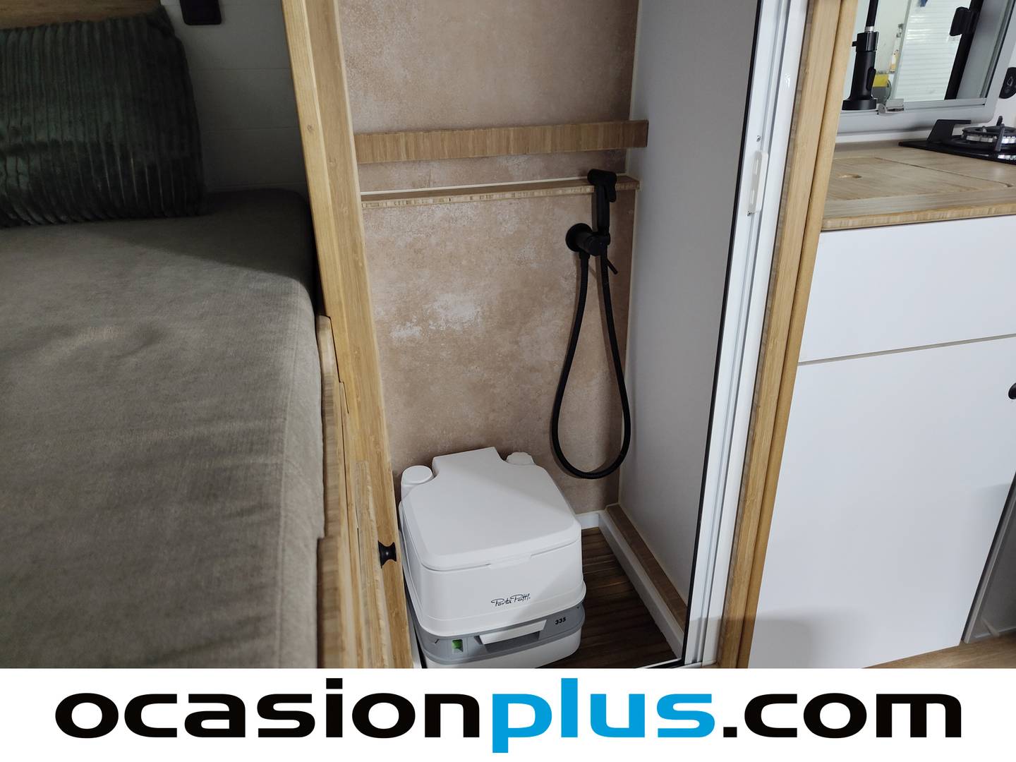 Foto Citroën Jumper Citroen Jumper Furgon BlueHDi 140 35 L2H2 (140 CV) 2 Plazas Camper