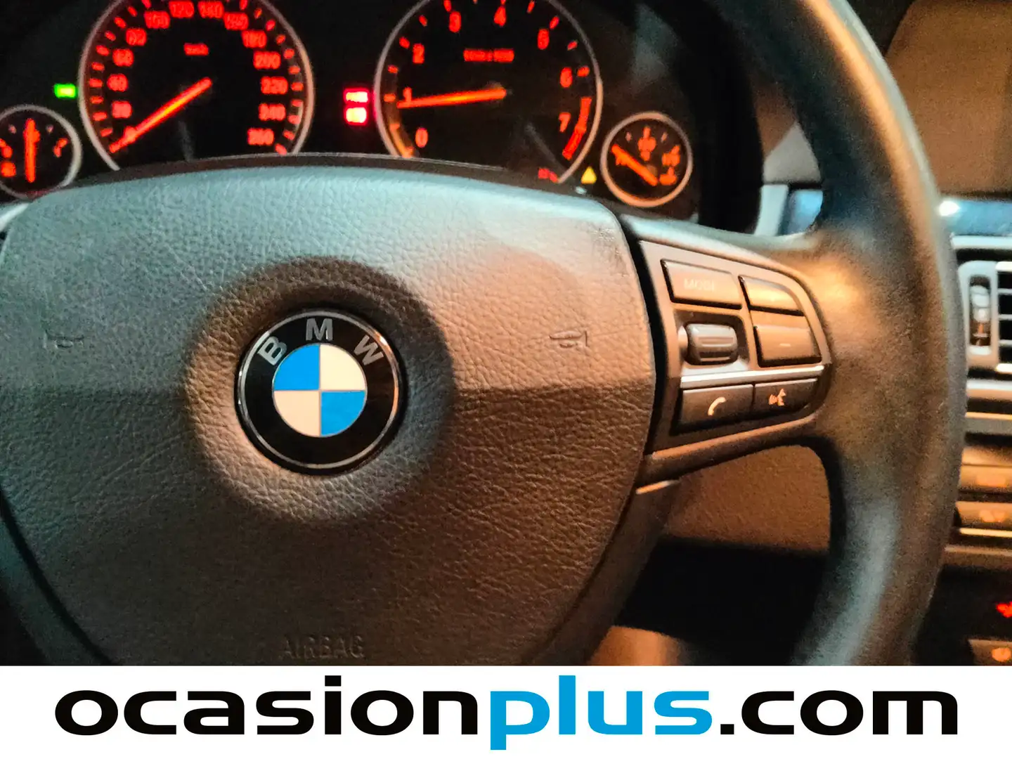 Foto BMW Serie 5 BMW Serie 5 528i (245 CV)