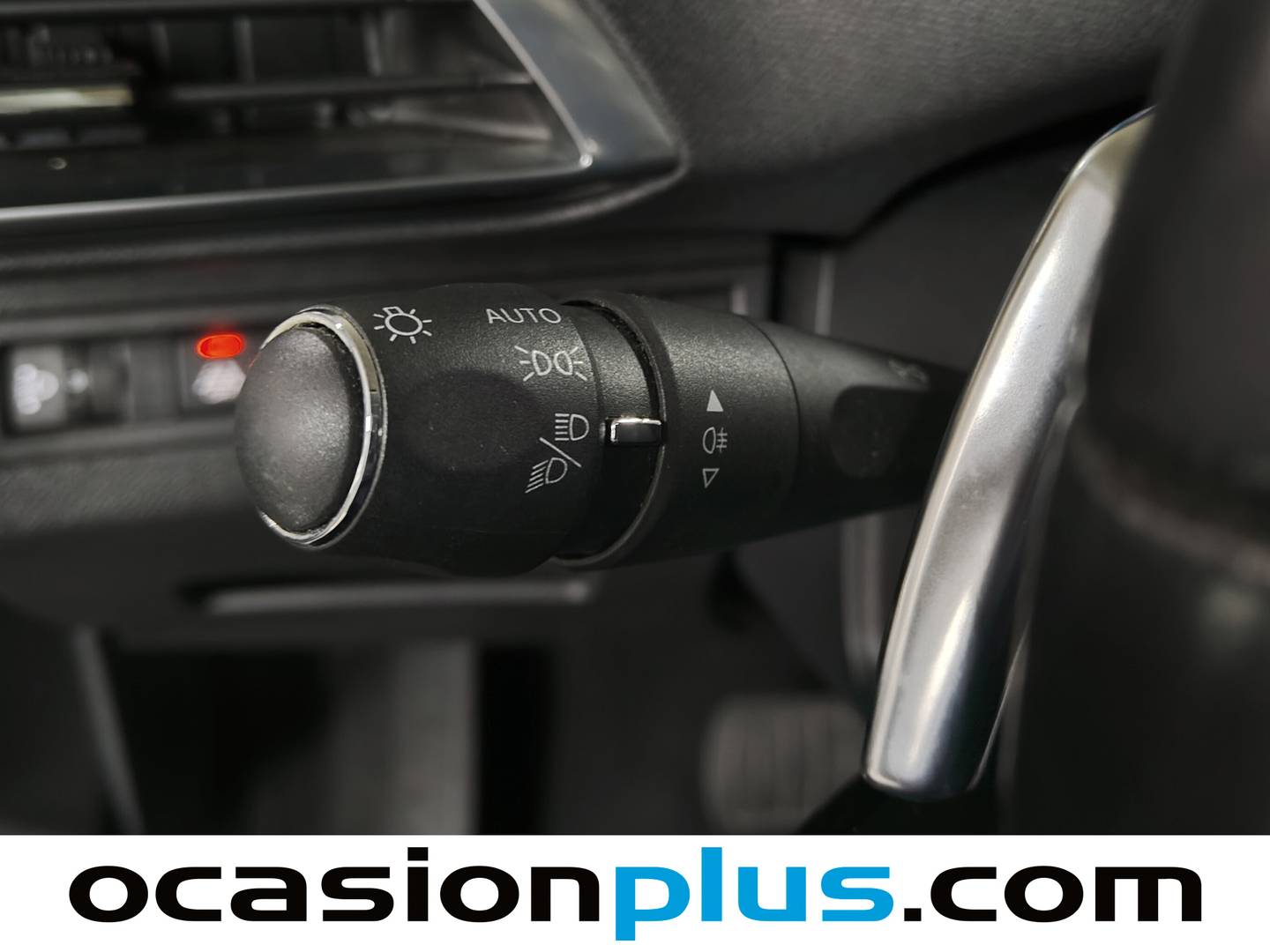 Foto Peugeot 3008 Hybrid Peugeot 3008 Hybrid 225 Allure e-EAT8 (225 CV)