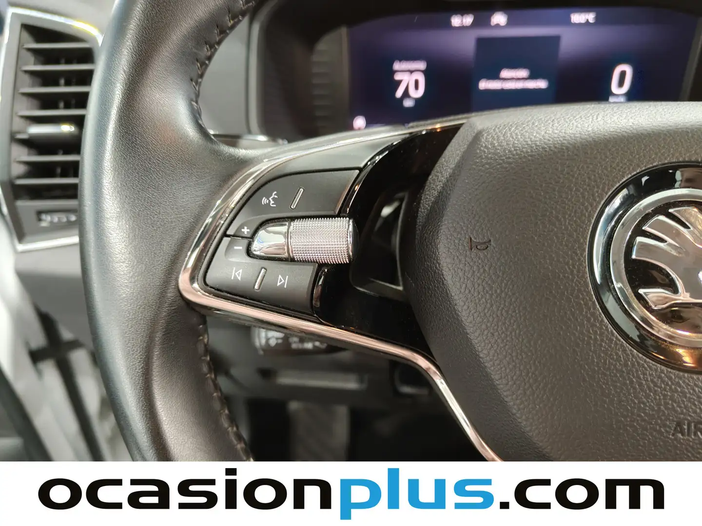 Foto Skoda Karoq Skoda Karoq 2.0 TDI Ambition DSG (115 CV)