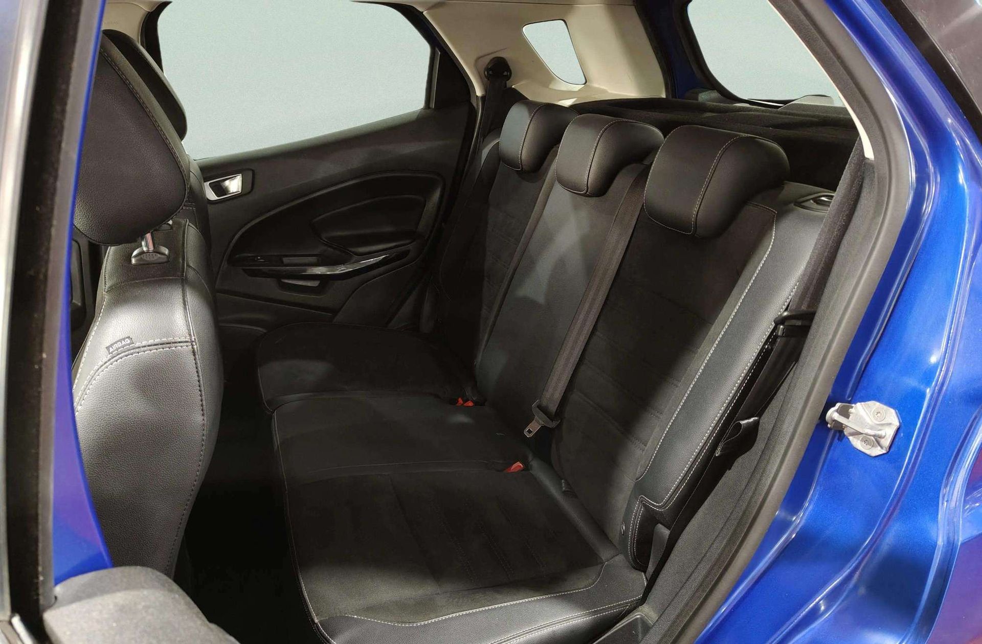 Ford EcoSport 1.0 EcoBoost ST Line Black Edition - foto 14