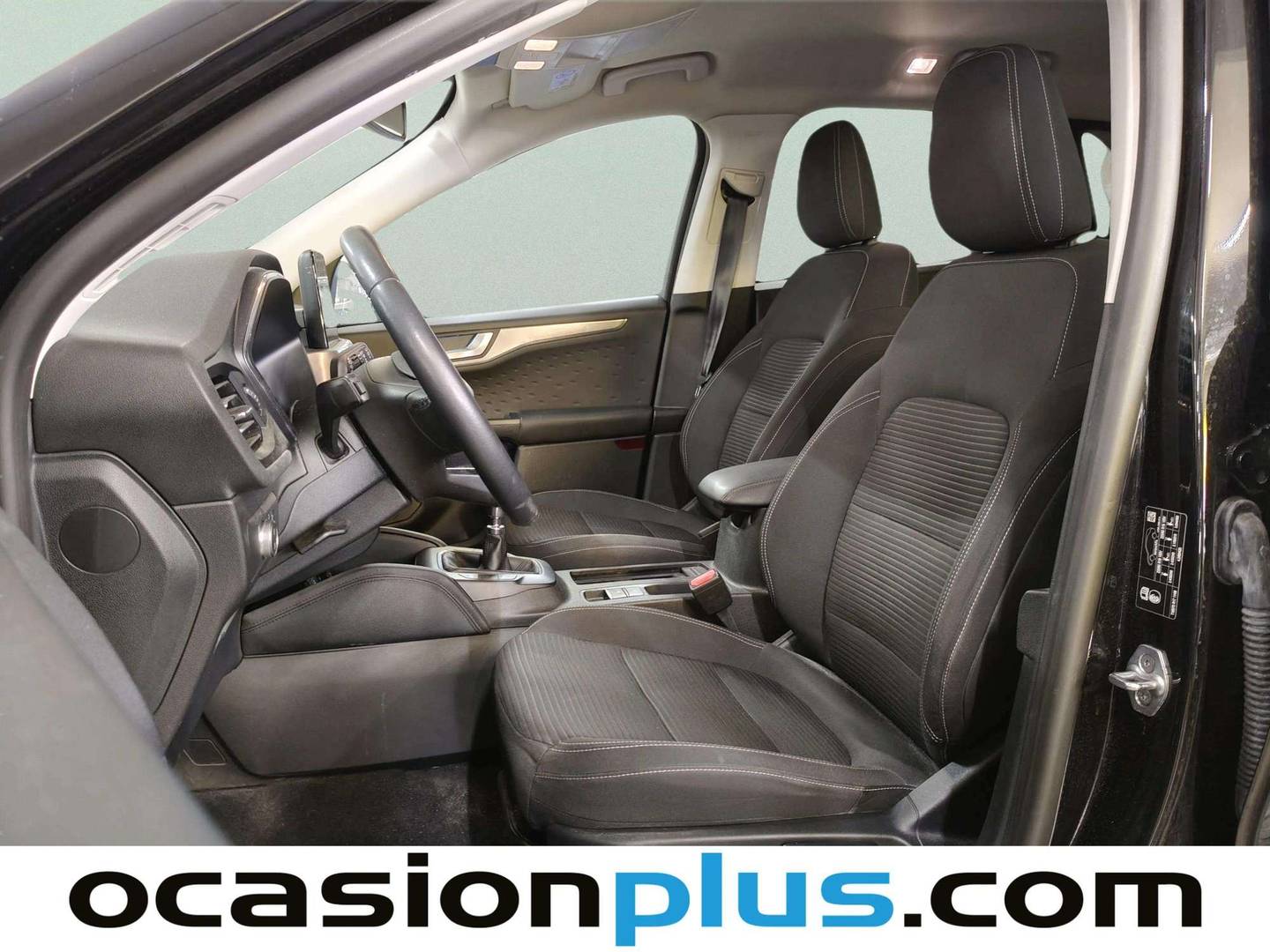 Foto asientos delanteros Ford Kuga Ford Kuga 2.0 EcoBlue MHEV Titanium (150 CV)