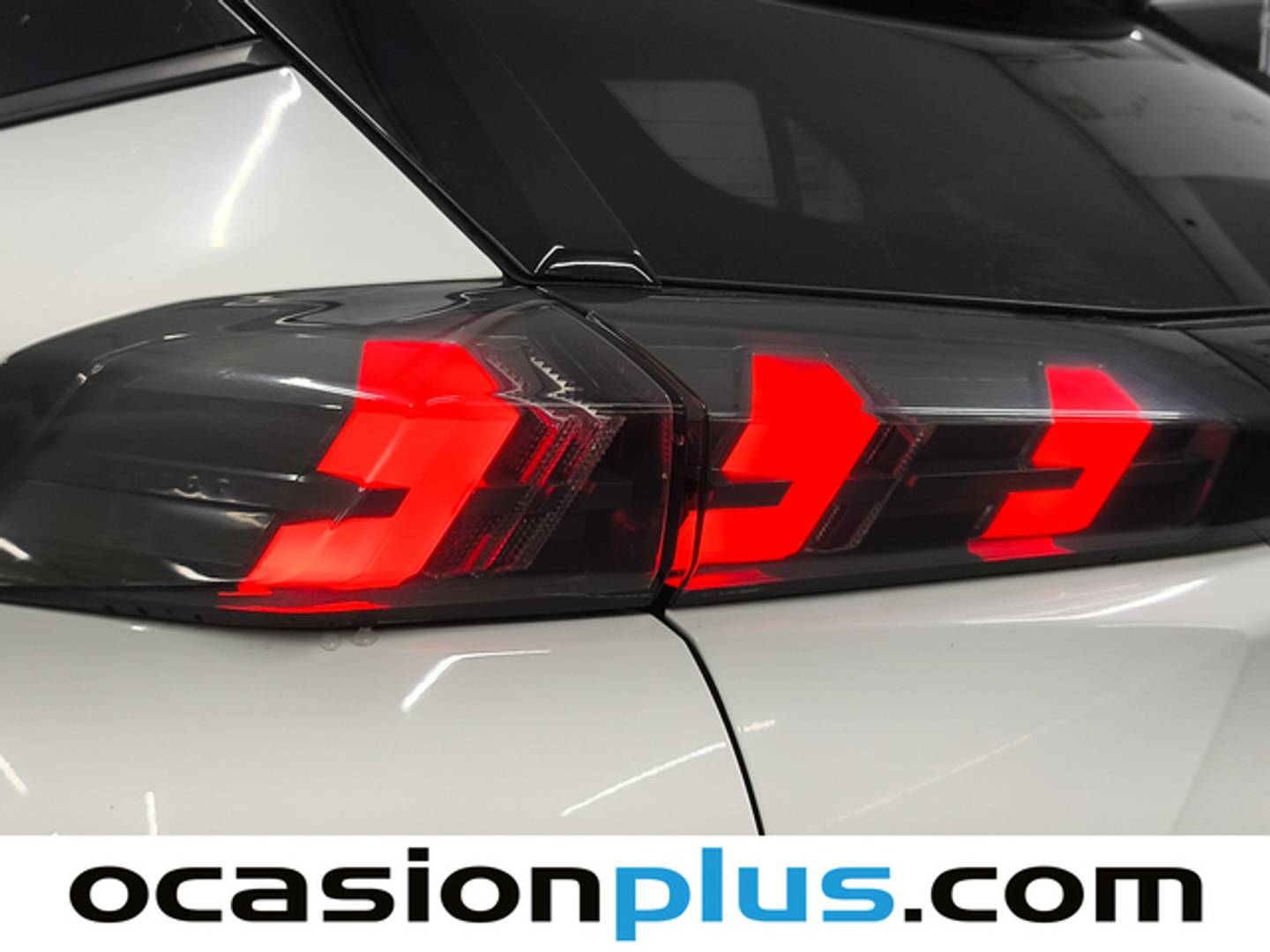 Peugeot 2008 Peugeot 2008 PureTech 130 S&S Allure EAT8 (130 CV) automático