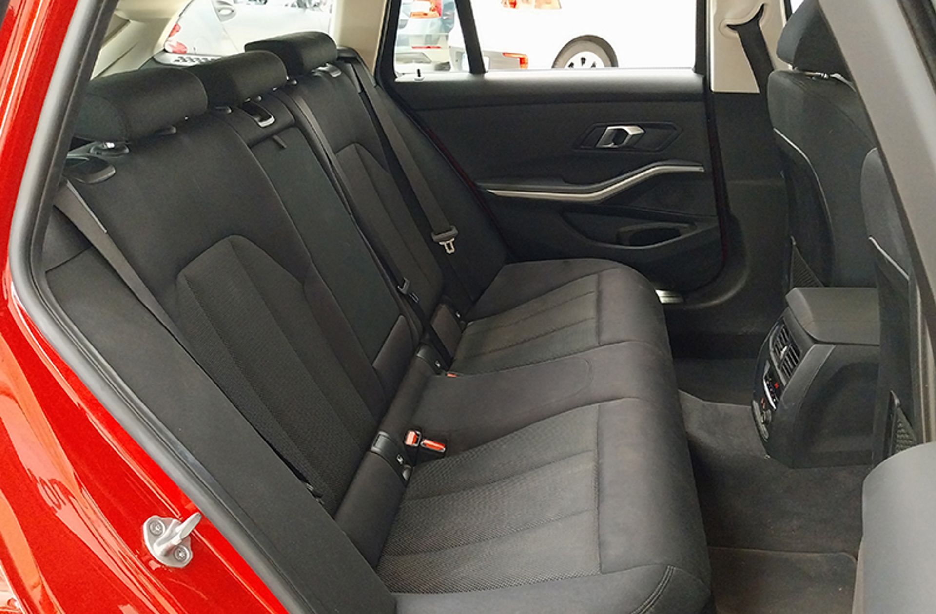 BMW Serie 3 330d xDrive Touring 4x4 - foto 28